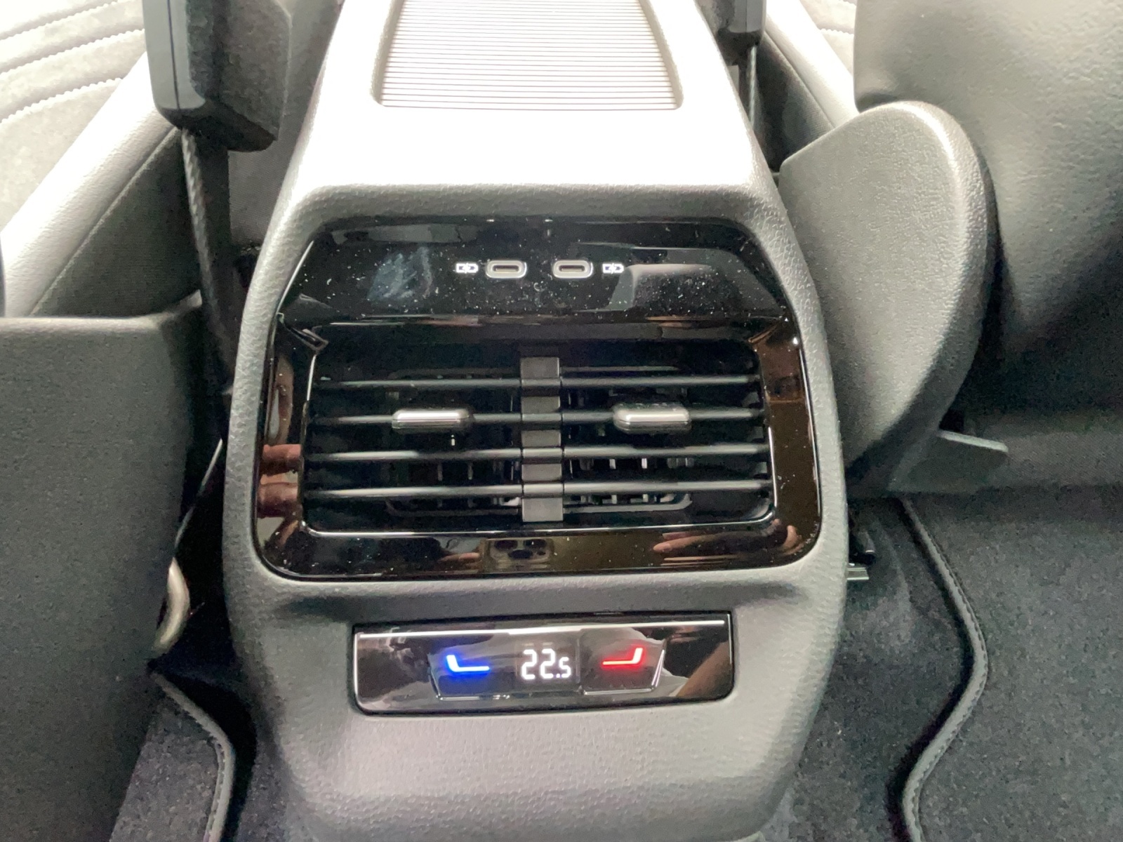 VW ID.4 Pro Performance 77 kWh-image-10
