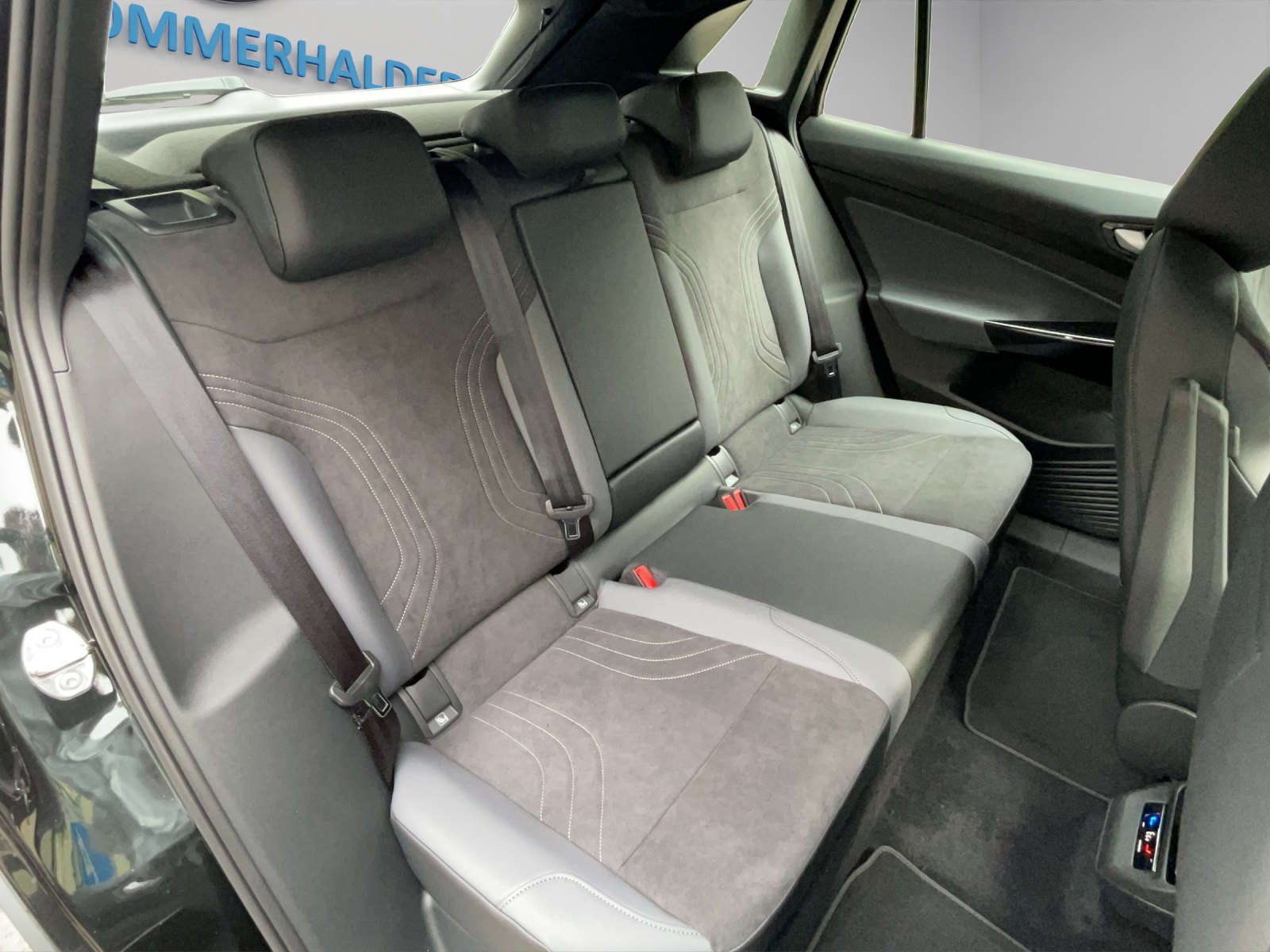 VW ID.4 Pro Performance 77 kWh-image-9