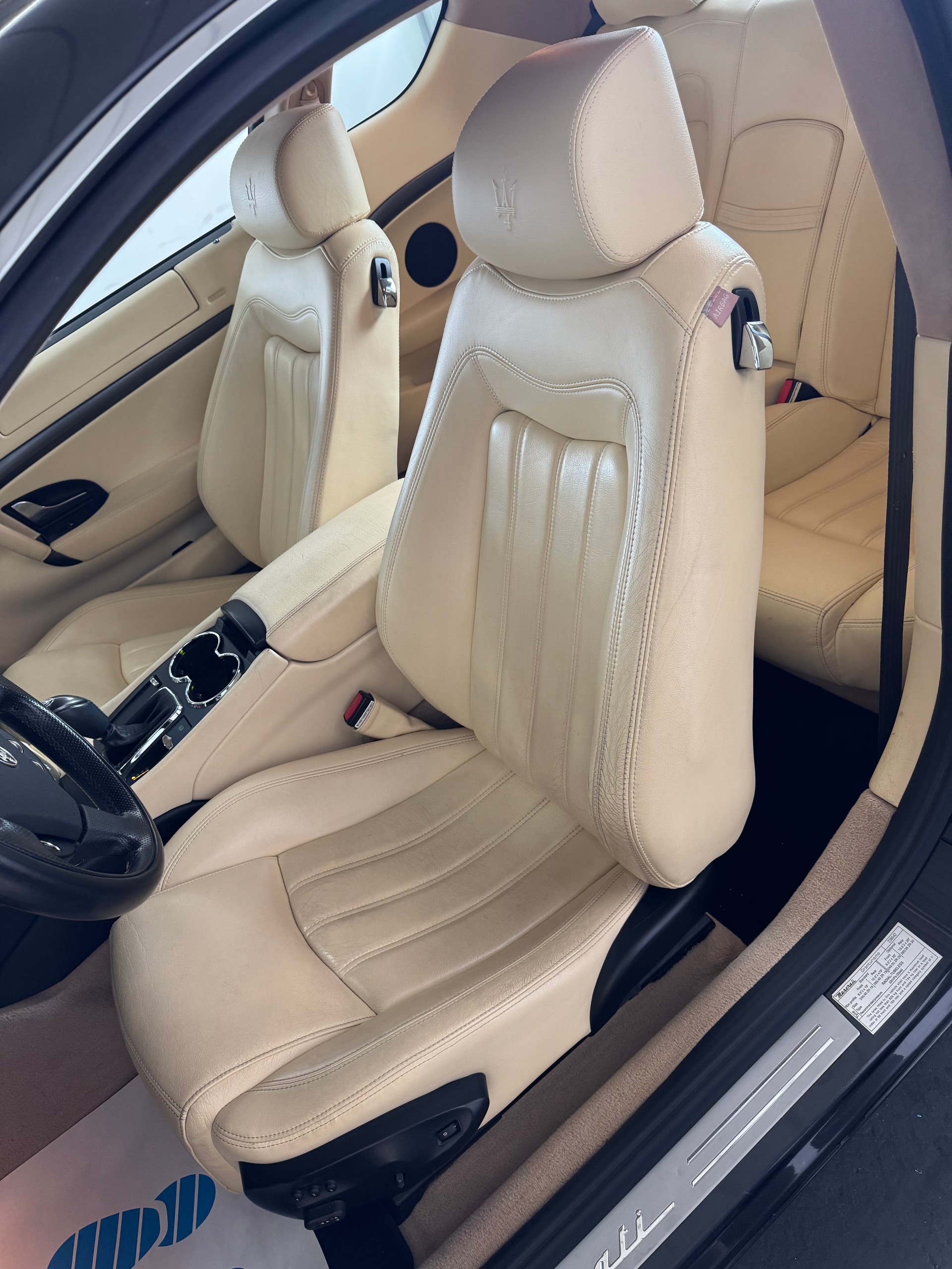 MASERATI GranTurismo Automatica-image-14