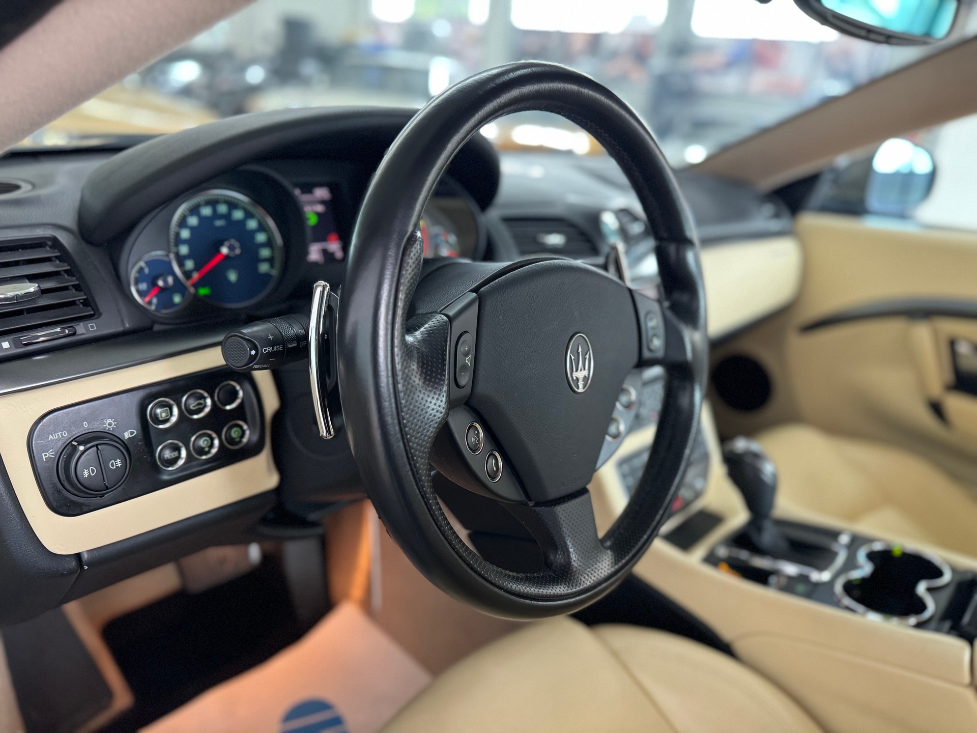 MASERATI GranTurismo Automatica-image-12