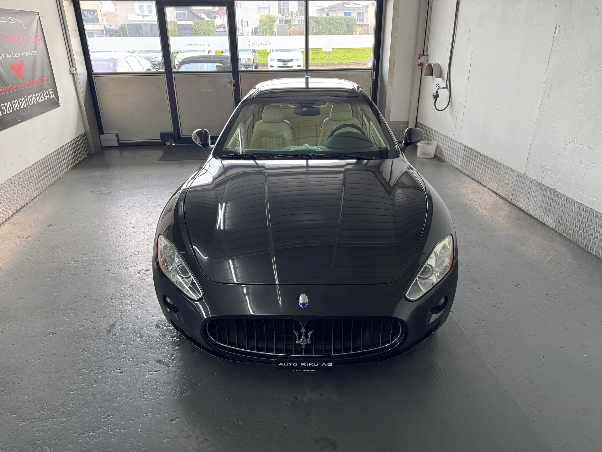MASERATI GranTurismo Automatica-image-3