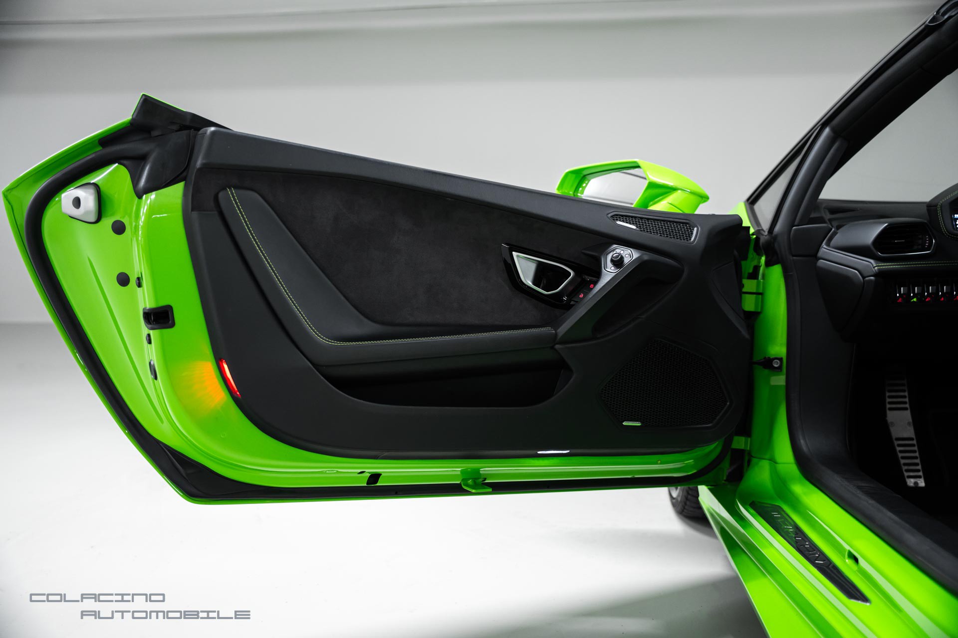 LAMBORGHINI Huracan LP610-4 Spyder DCT-image-15