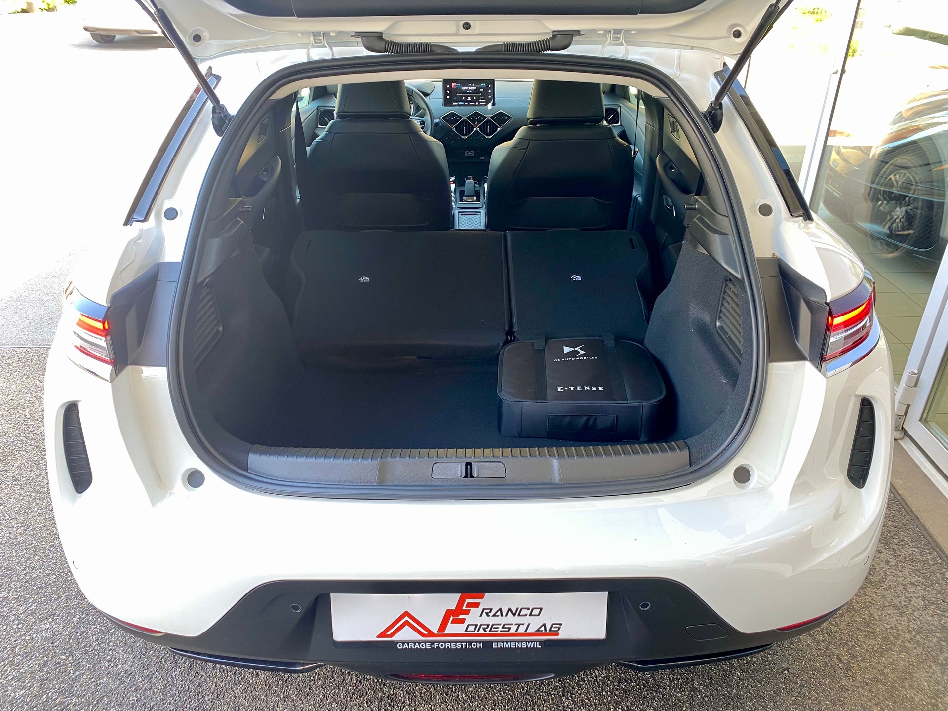 DS AUTOMOBILES DS 3 Crossback E-Tense 136 Bastille-image-12