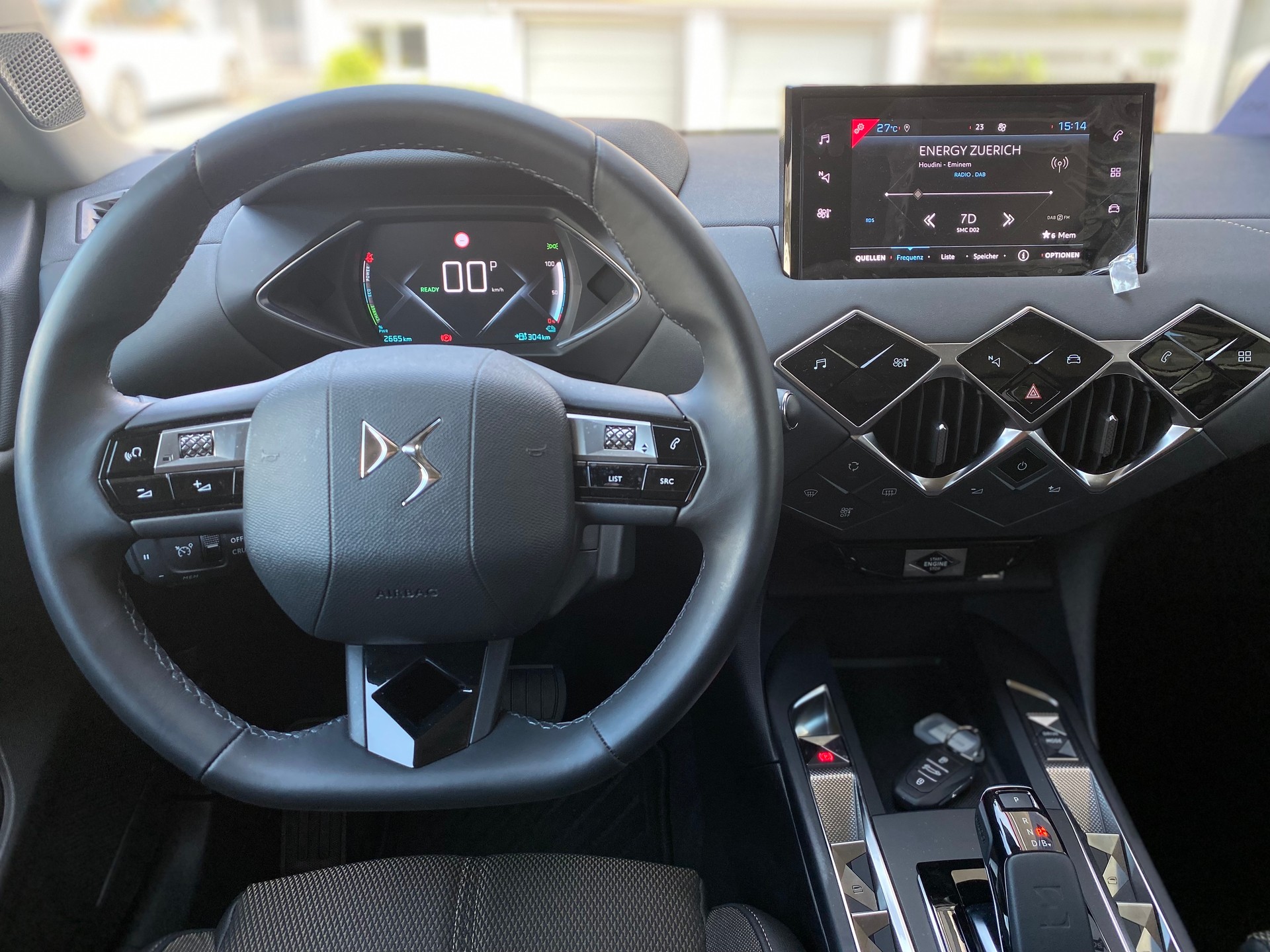 DS AUTOMOBILES DS 3 Crossback E-Tense 136 Bastille-image-5