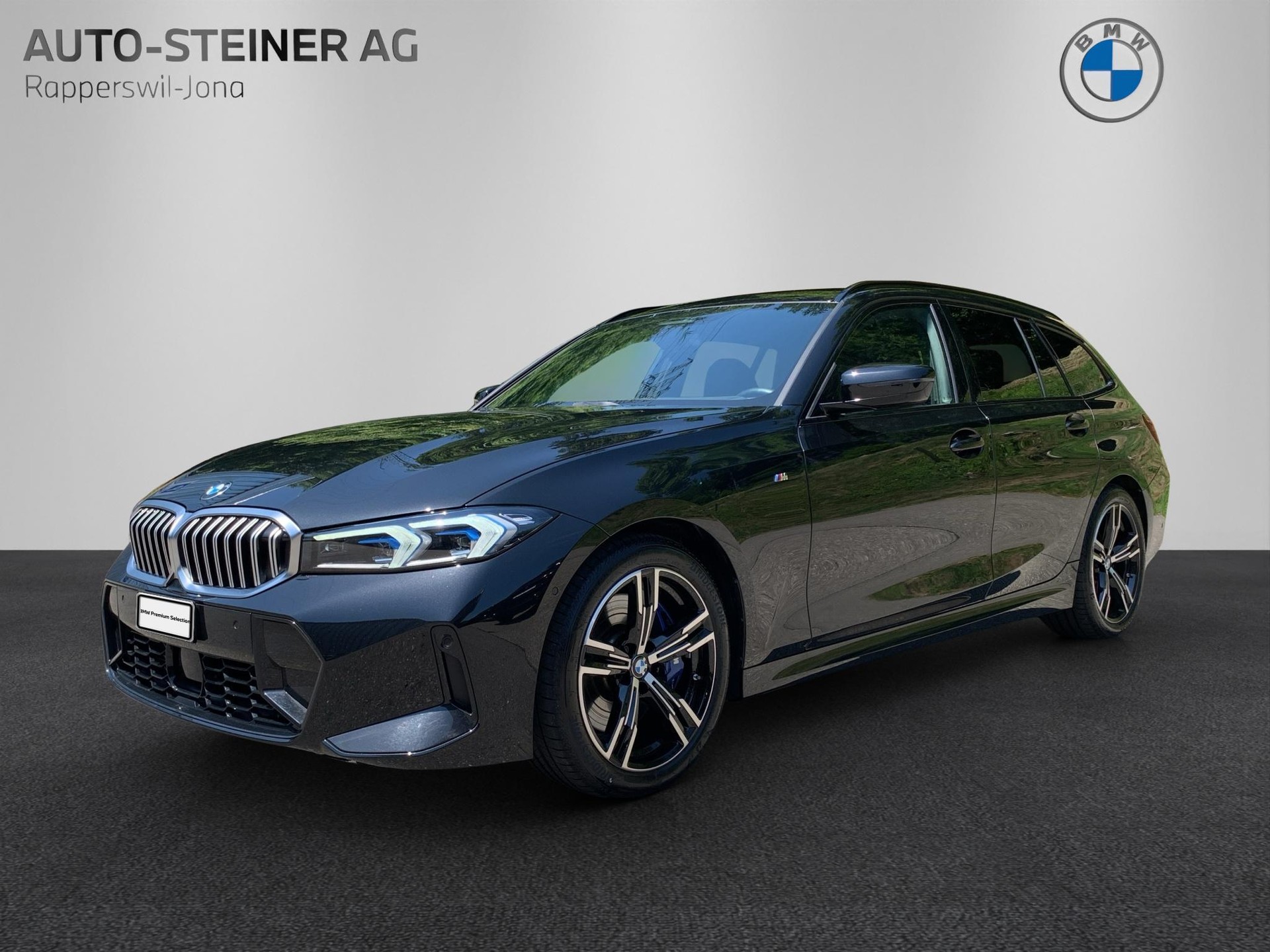 BMW 330d xDrive 48V Touring Steptronic M Sport-image-0