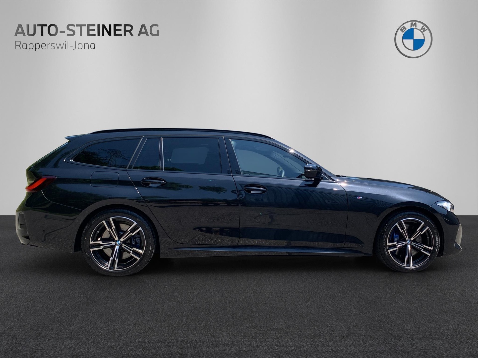 BMW 330d xDrive 48V Touring Steptronic M Sport-image-5