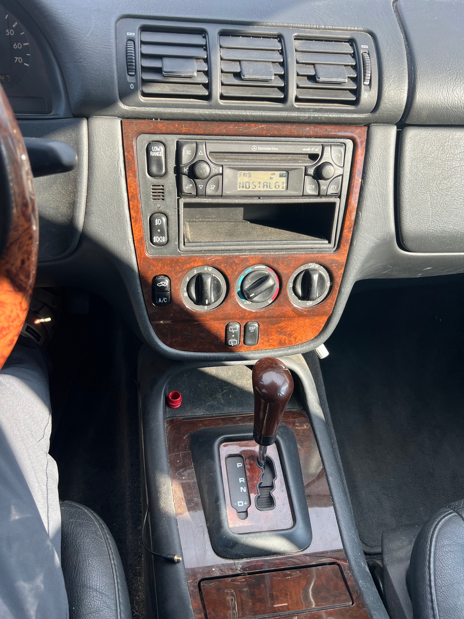 MERCEDES-BENZ ML 320 Automatic-image-7