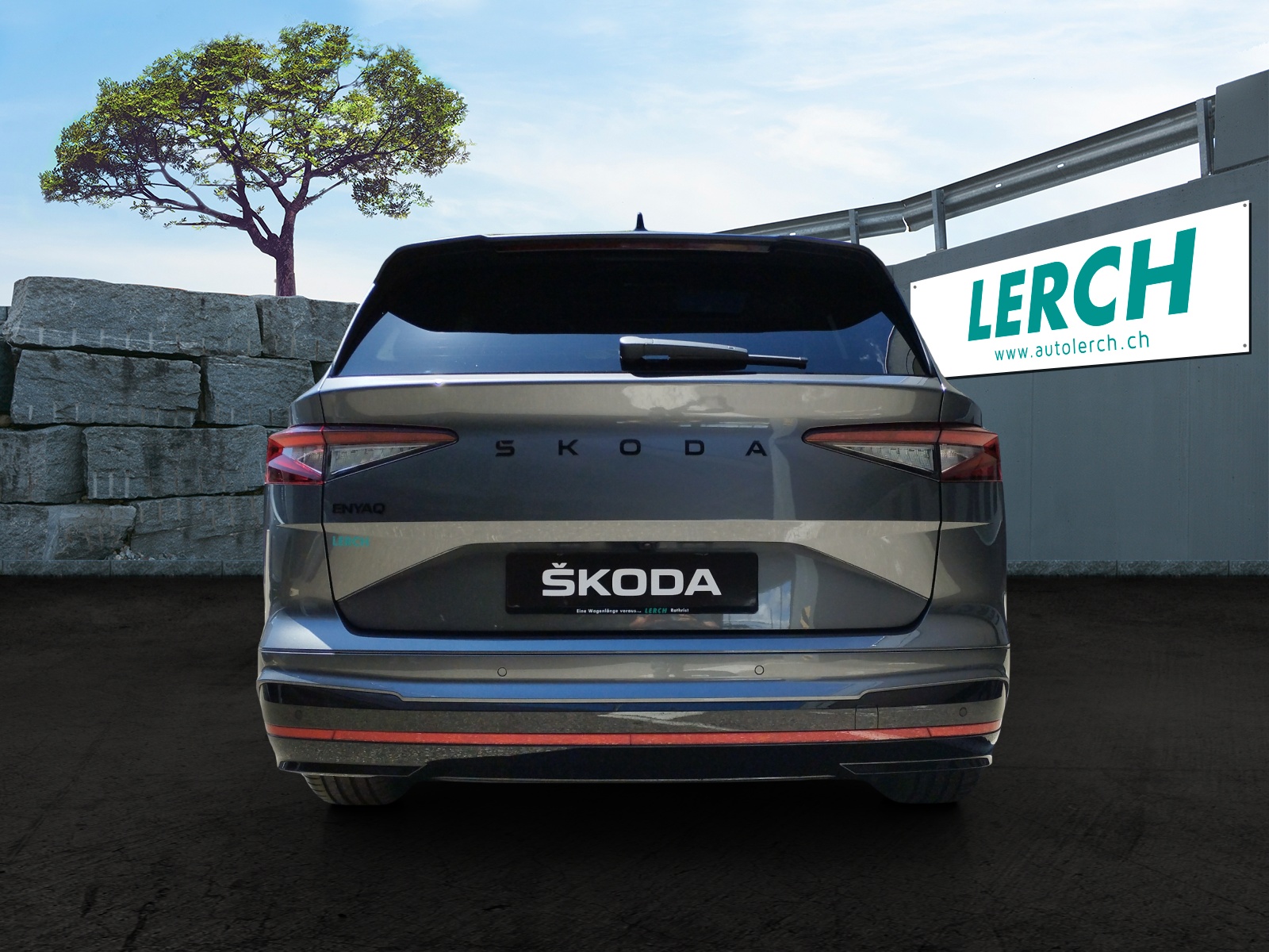 SKODA Enyaq 4x4 RS-image-4