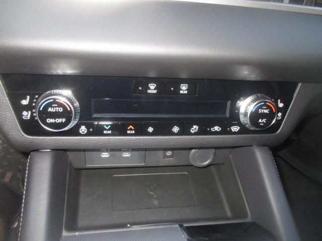 MITSUBISHI Outlander 2.4 PHEV Instyle 4x4-image-10