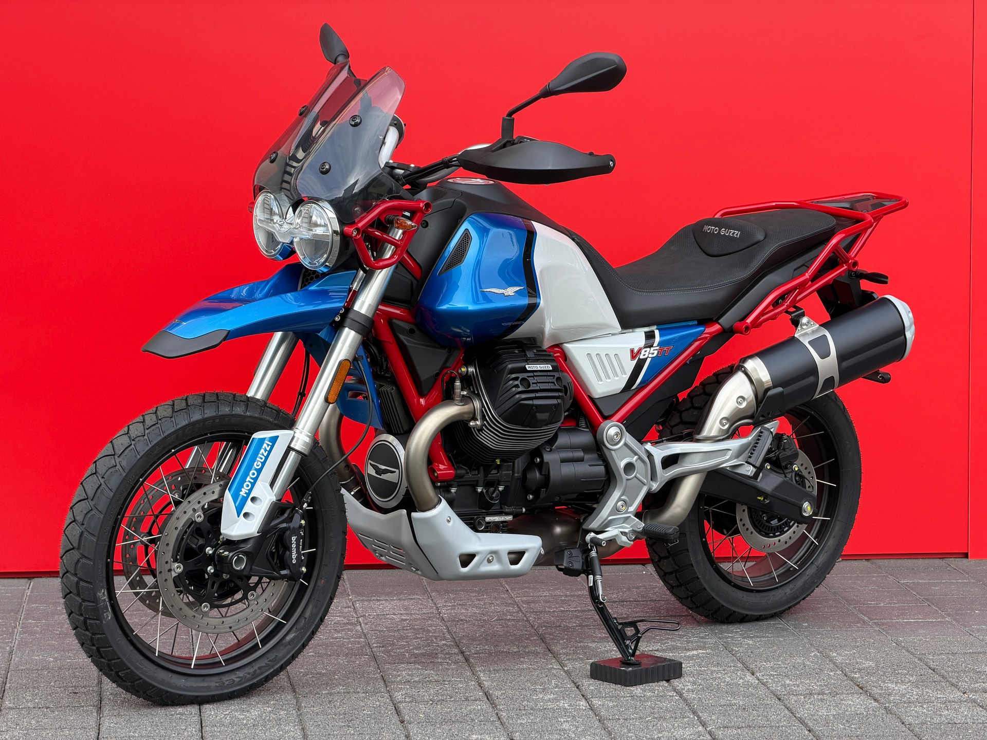 MOTO GUZZI V85 TT (35kW)-image-11