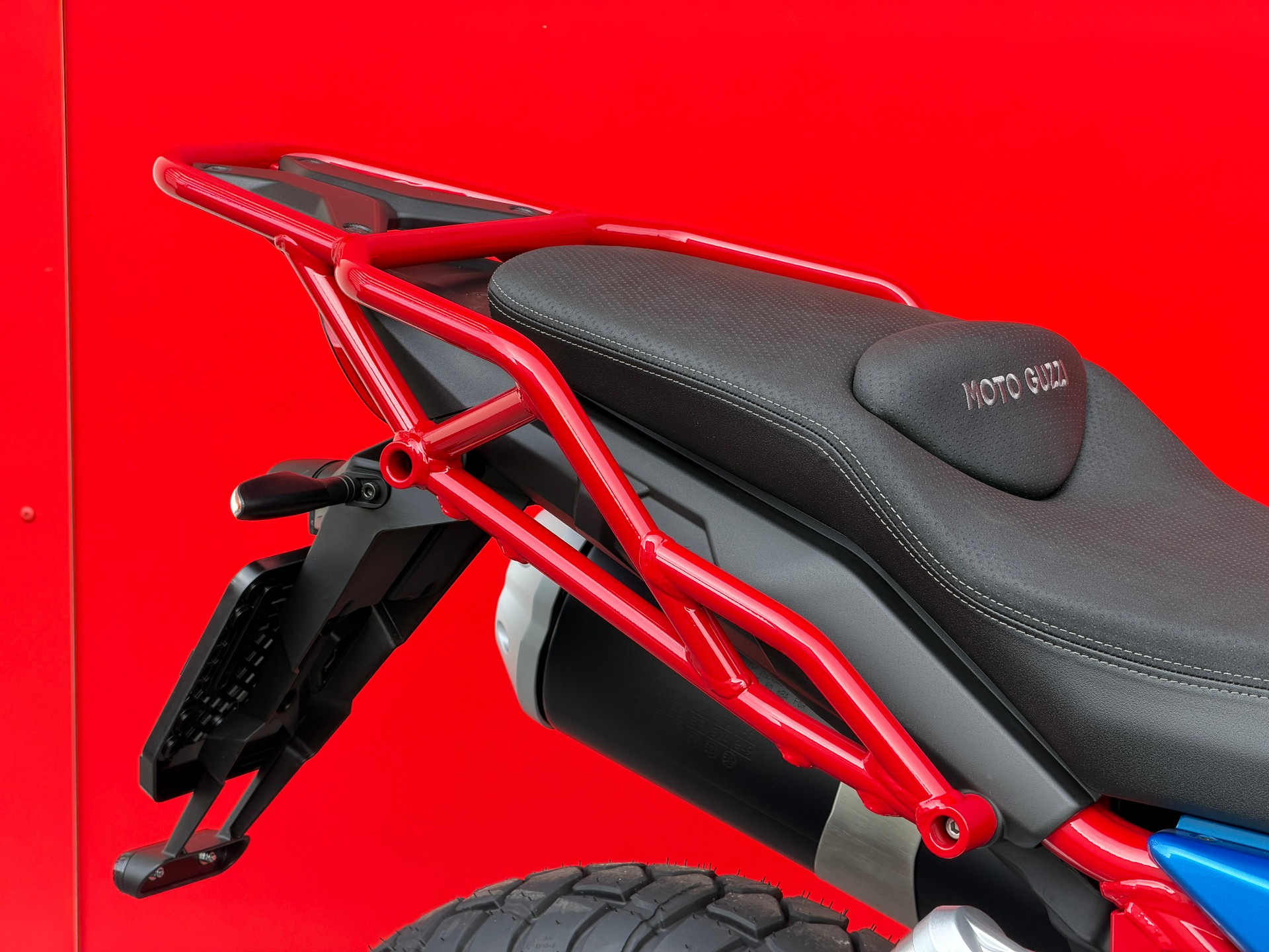 MOTO GUZZI V85 TT (35kW)-image-8