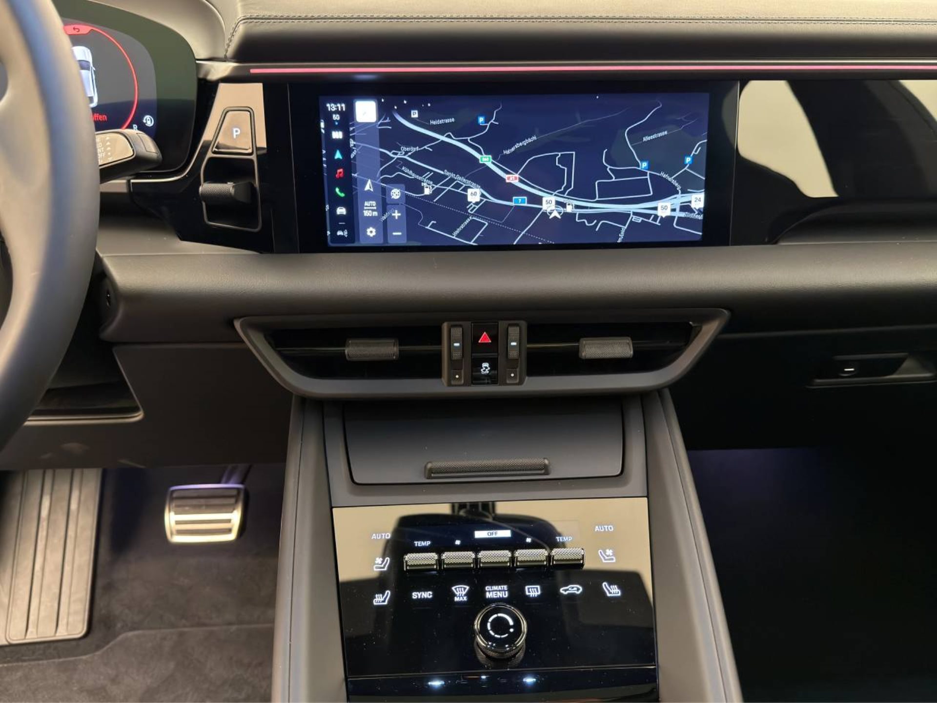 PORSCHE Macan 4S-image-22