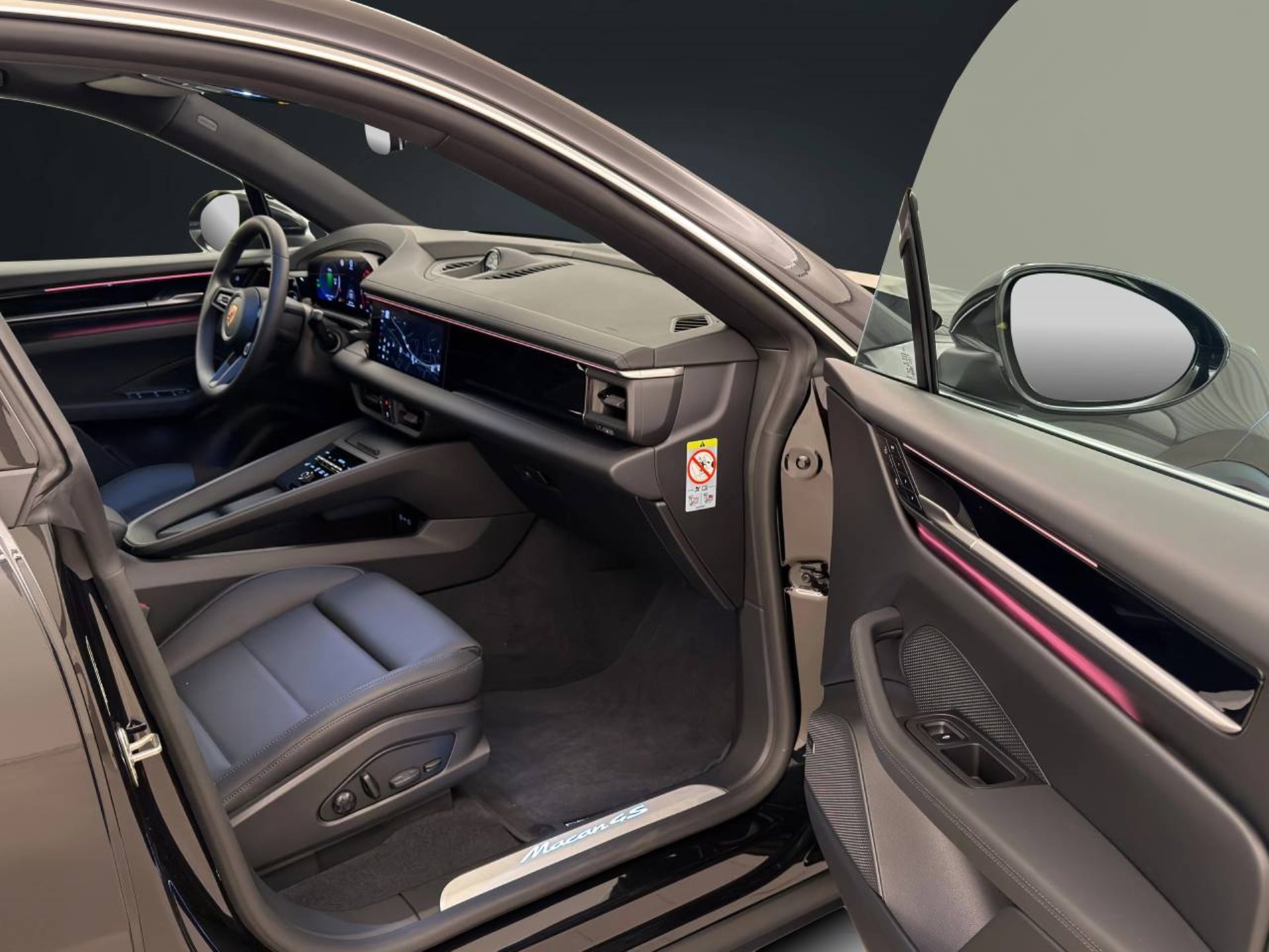 PORSCHE Macan 4S-image-18
