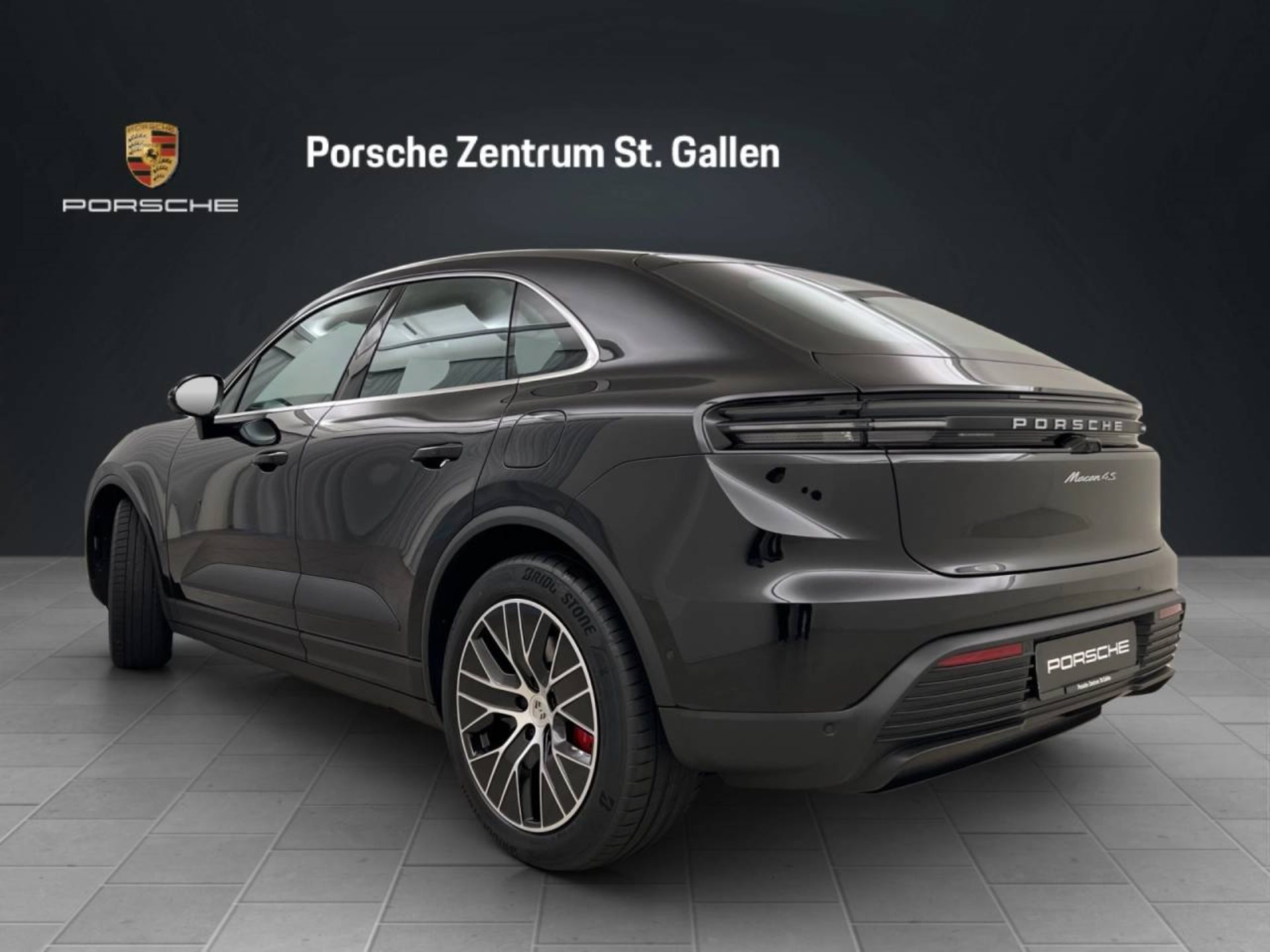 PORSCHE Macan 4S-image-1