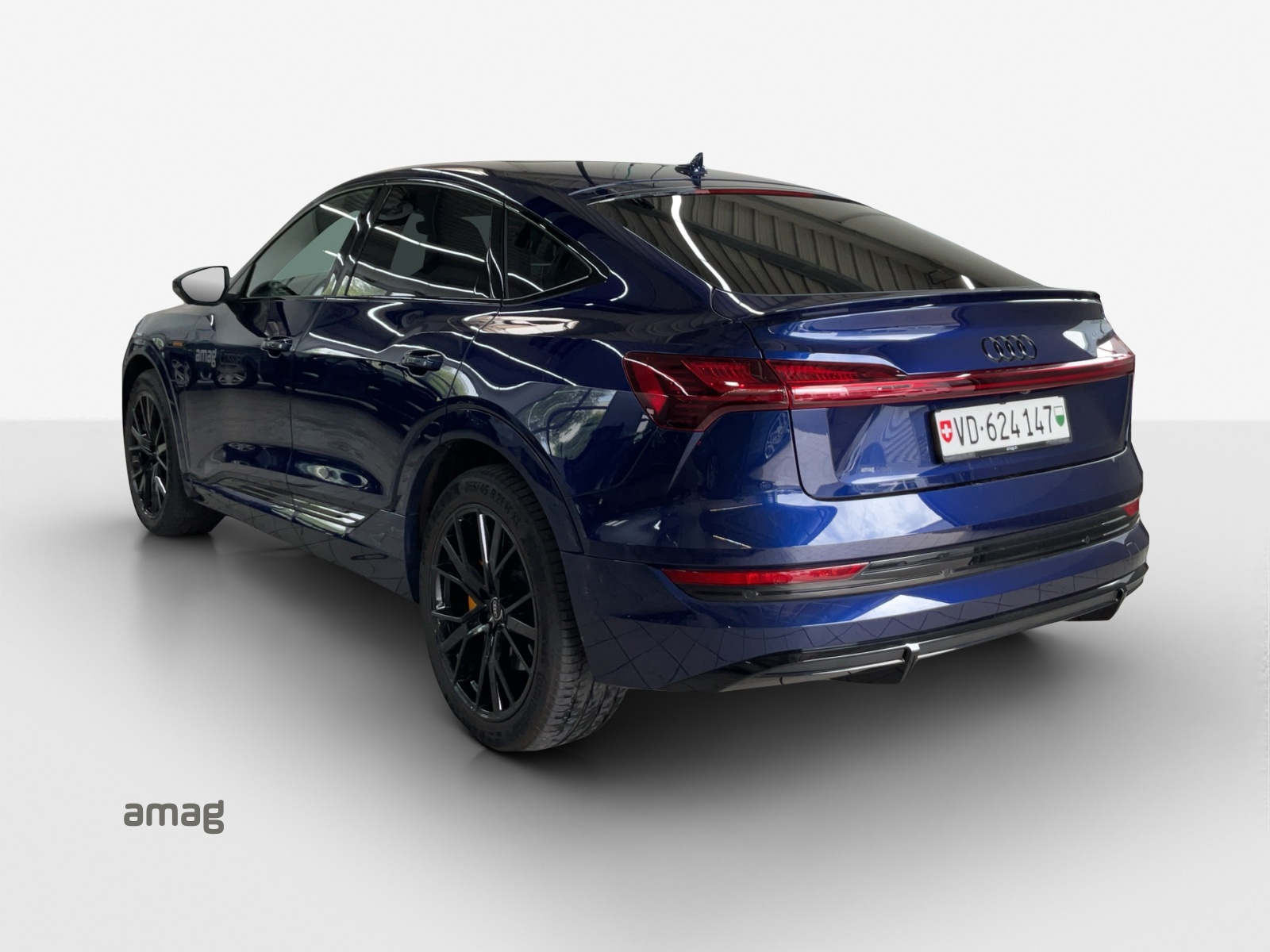 AUDI e-tron 55 Sportback S Line Black Edition quattro-image-2