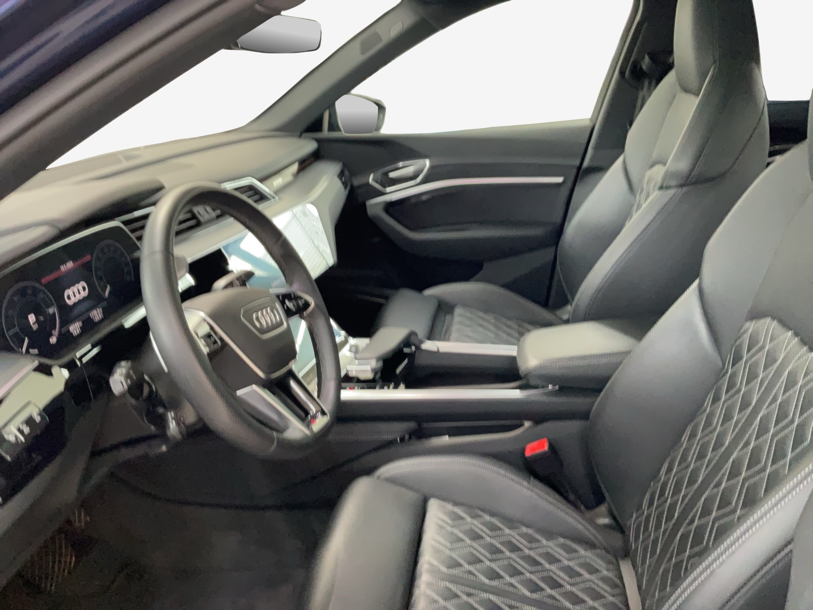 AUDI e-tron 55 Sportback S Line Black Edition quattro-image-7