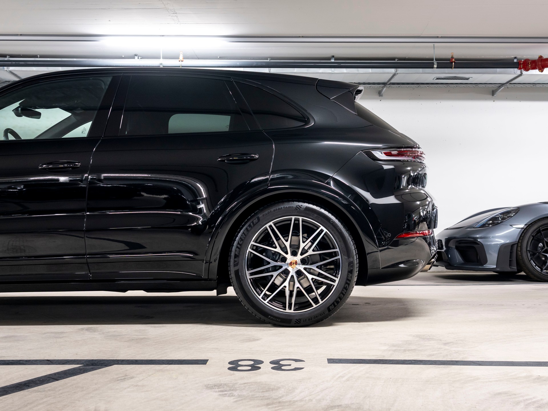 PORSCHE Cayenne Black Edition Tiptronic-image-5