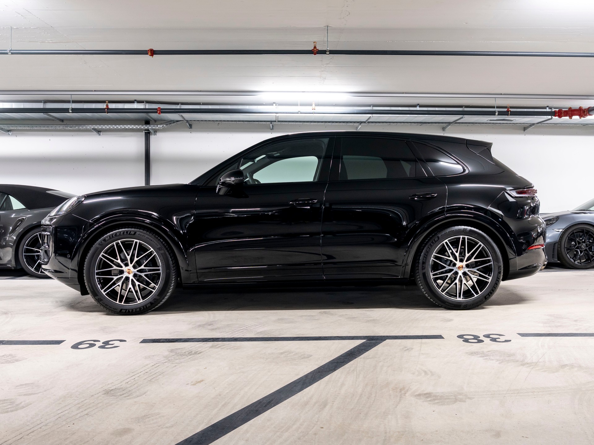 PORSCHE Cayenne Black Edition Tiptronic-image-1