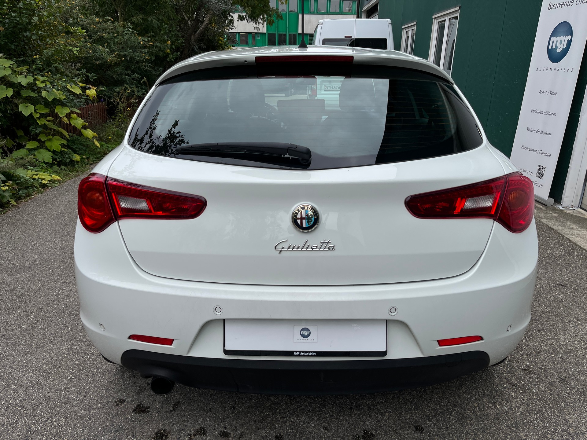 ALFA ROMEO Giulietta 1.4 T Distinctive-image-5