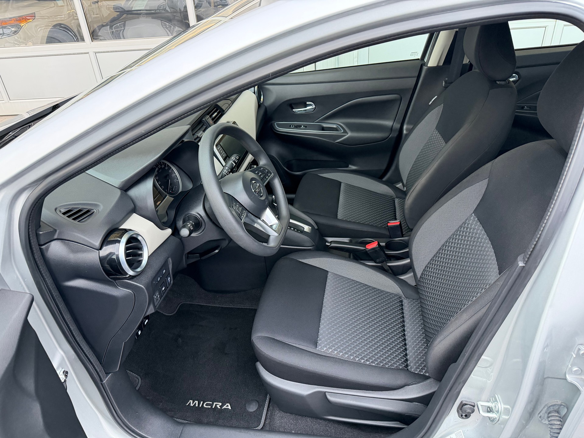 NISSAN Micra IG-T tekna Xtronic-image-7