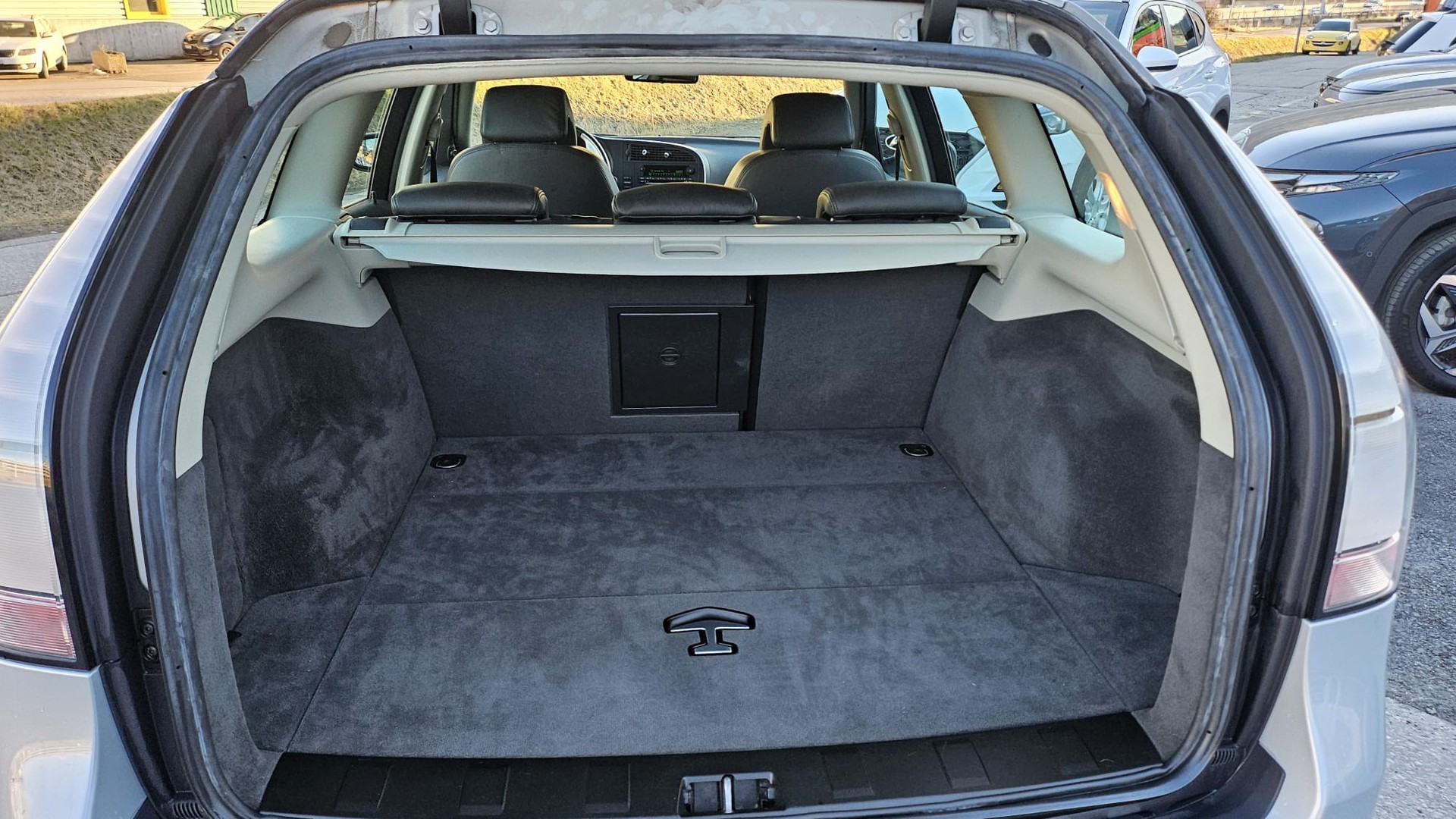 SAAB 9-3 2.8T V6 Aero XWD-image-9