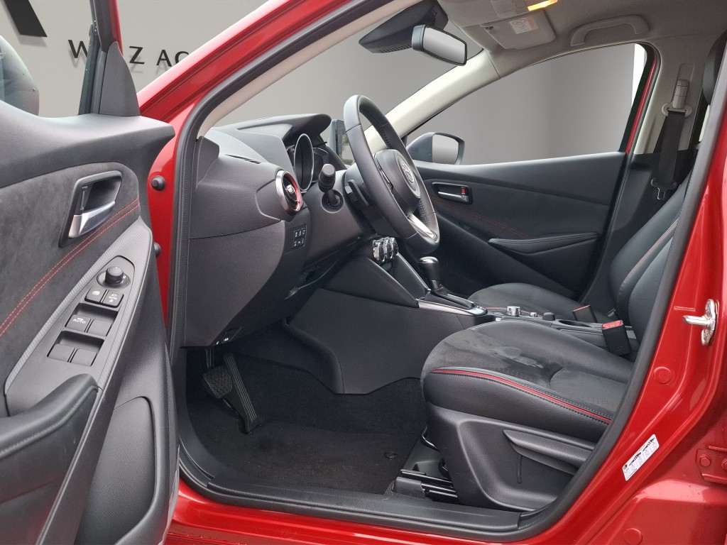 MAZDA 2 1.5 90 Homura aka Pack-image-10