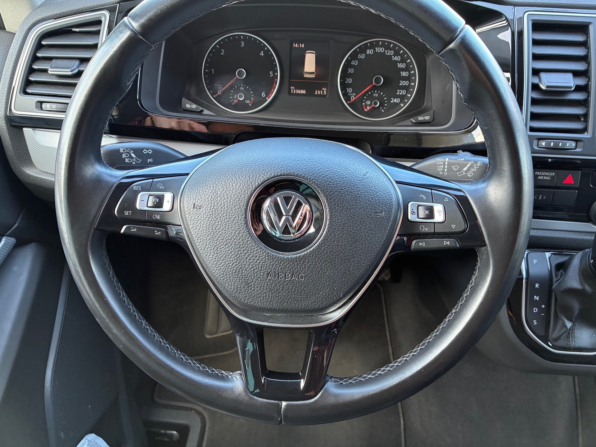VW T6 Multivan 2.0 TDI Highline Liberty DSG-image-2