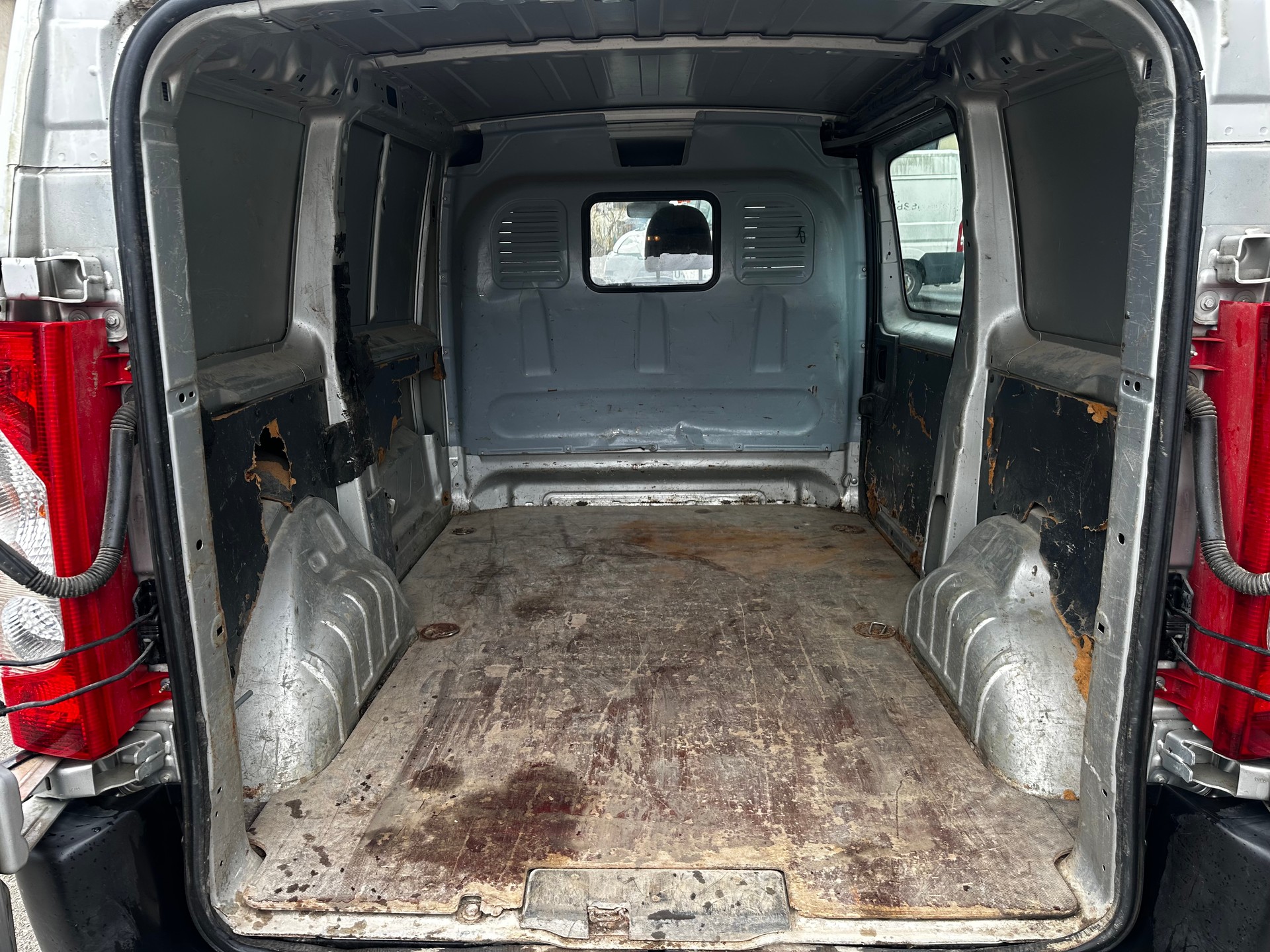 CITROEN Jumpy 1.6 HDi-image-8