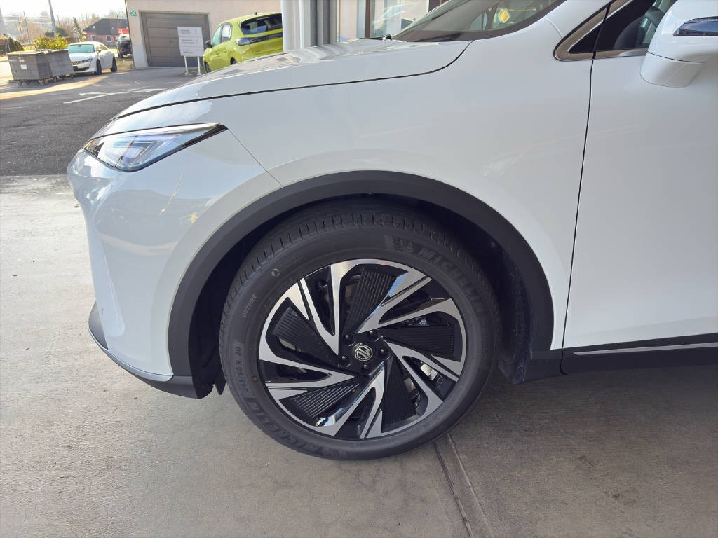 MG S6 EV 77 kWh Luxury 4WD-image-9