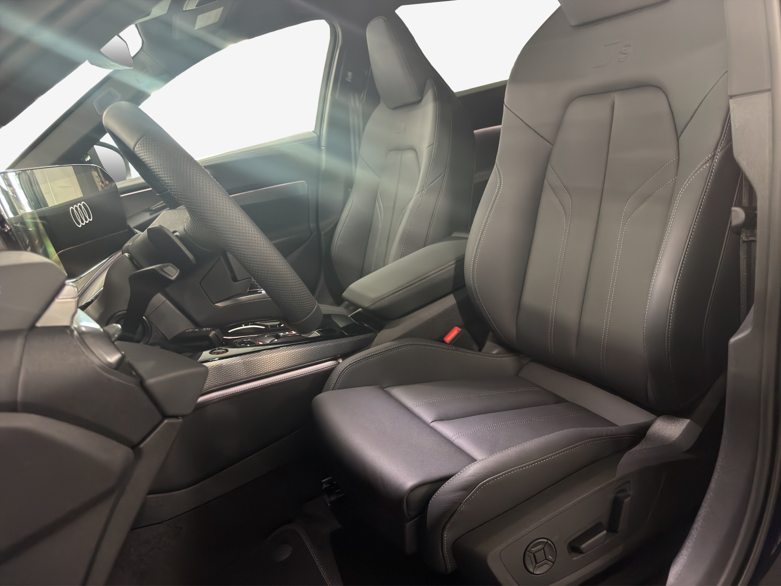 AUDI A5 Avant e-hybrid quattro Attraction 220 kW S tronic-image-9