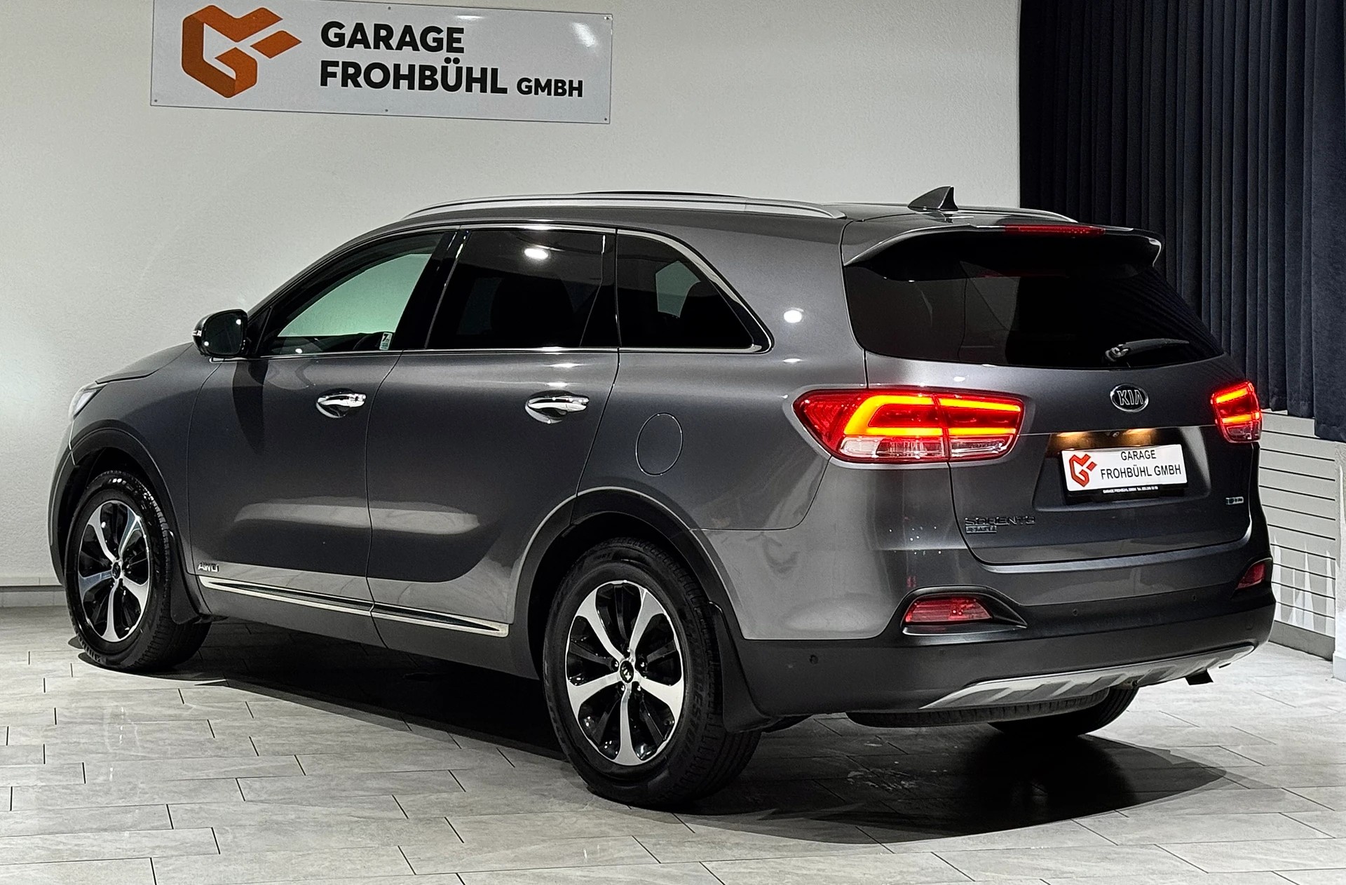 KIA Sorento 2.2 CRDI Style 5P. Automatic-image-4