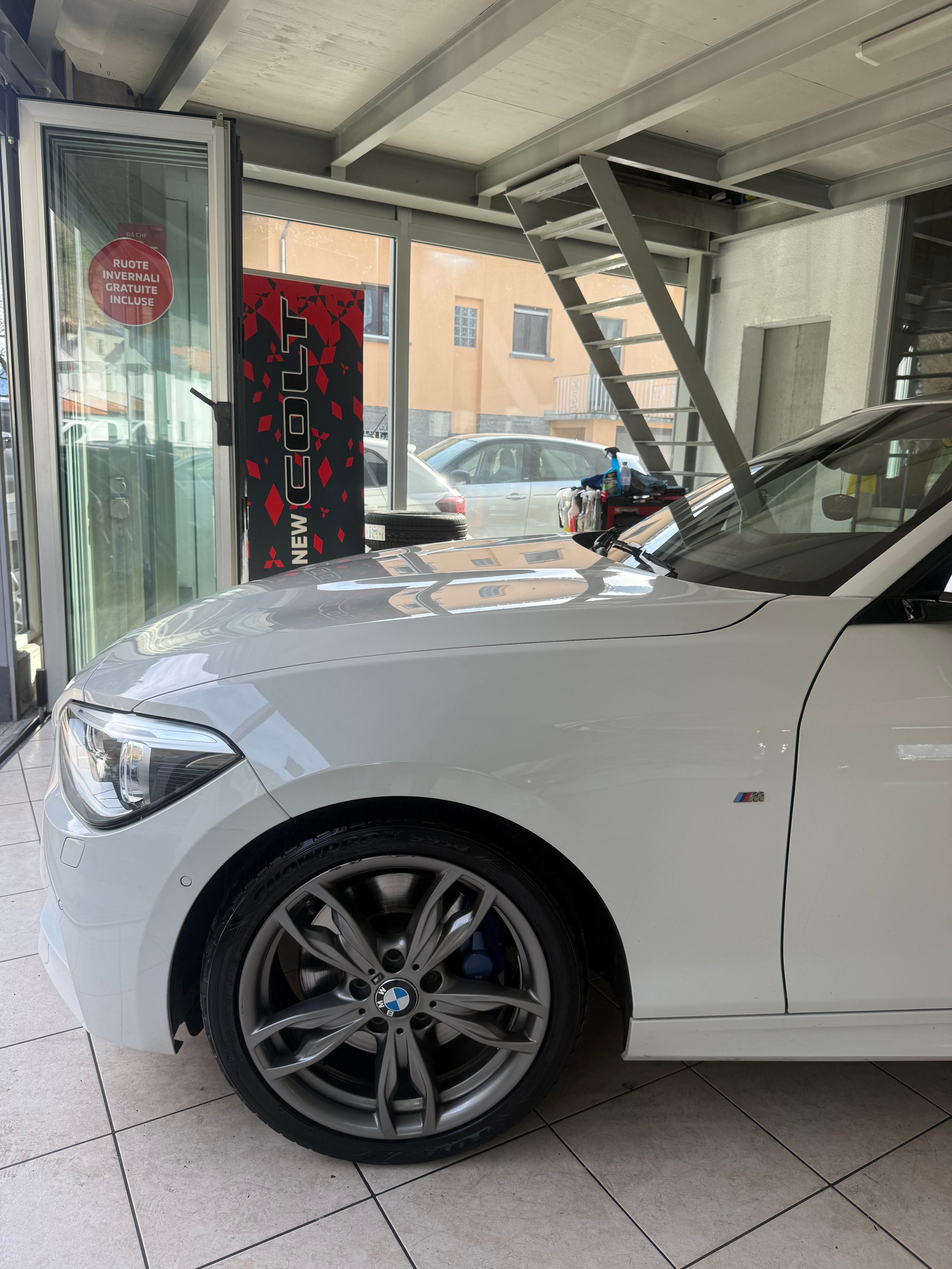 BMW M135i xDrive Steptronic-image-1
