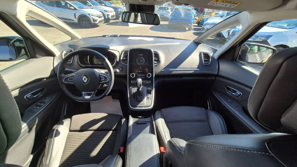 RENAULT Grand Scénic 1.6 dCi 160 Bose EDC-image-3