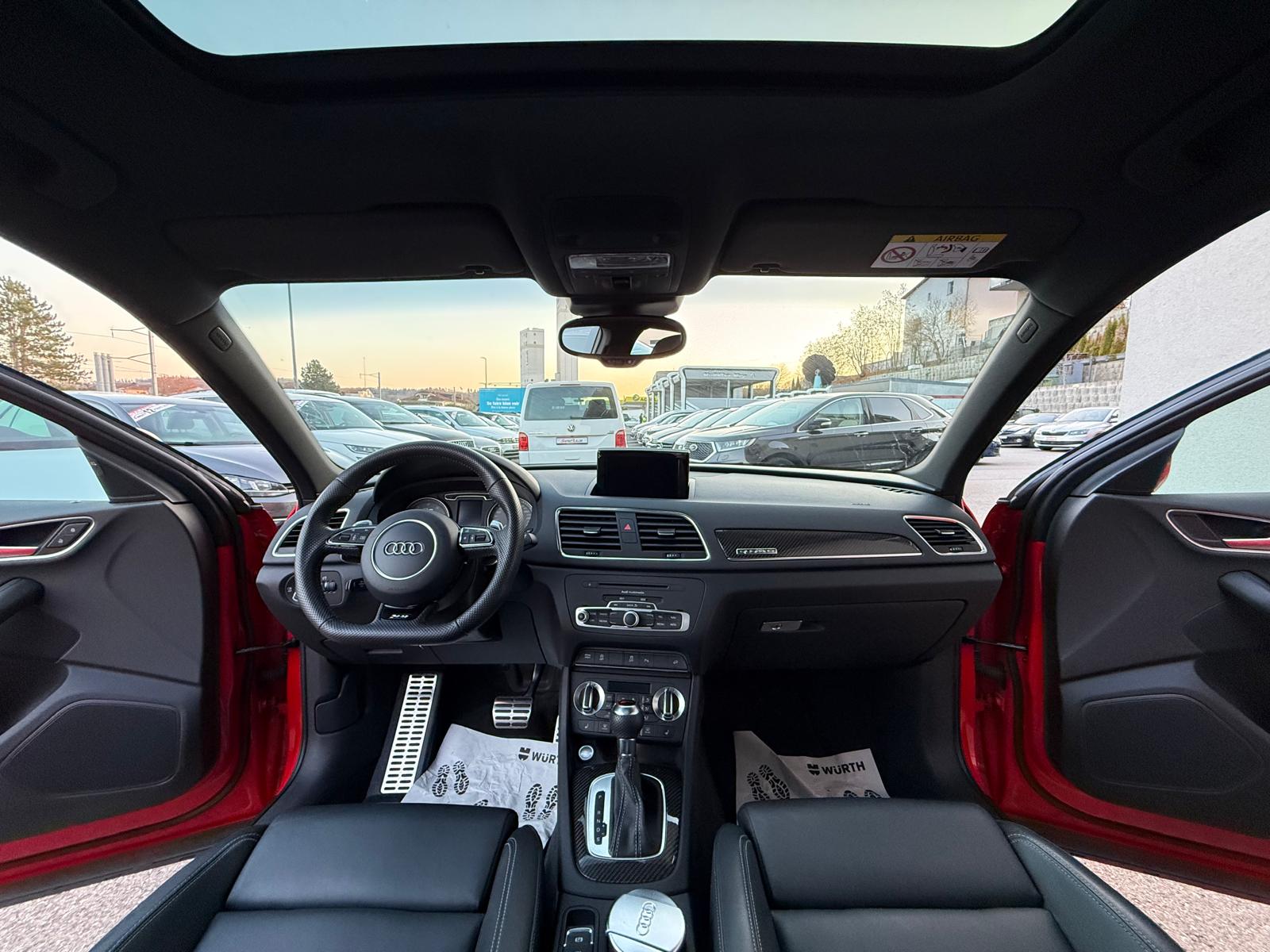 AUDI RS Q3 2.5 TFSI quattro S-tronic-image-8