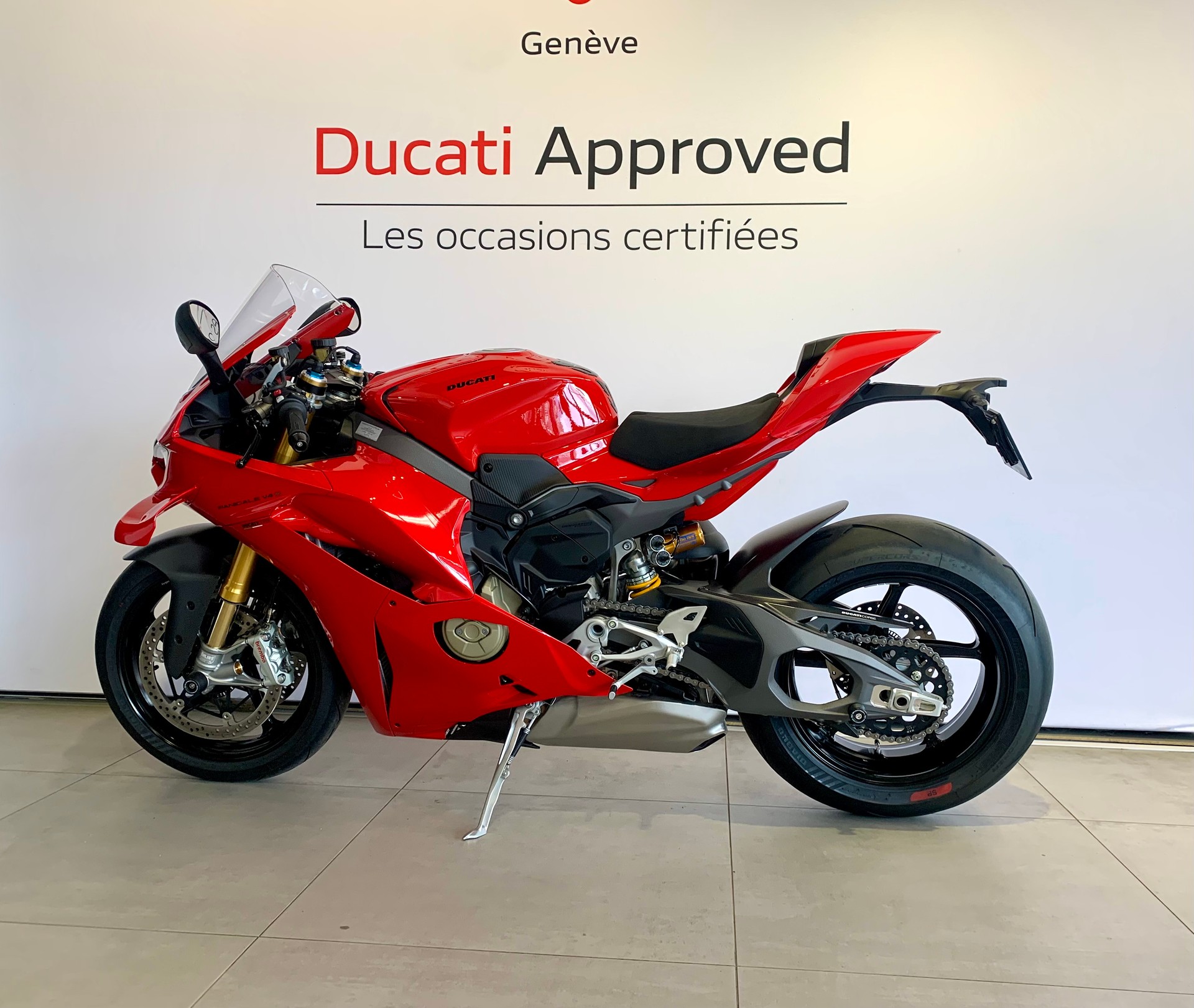 DUCATI Panigale V4 S-showroom-element-1