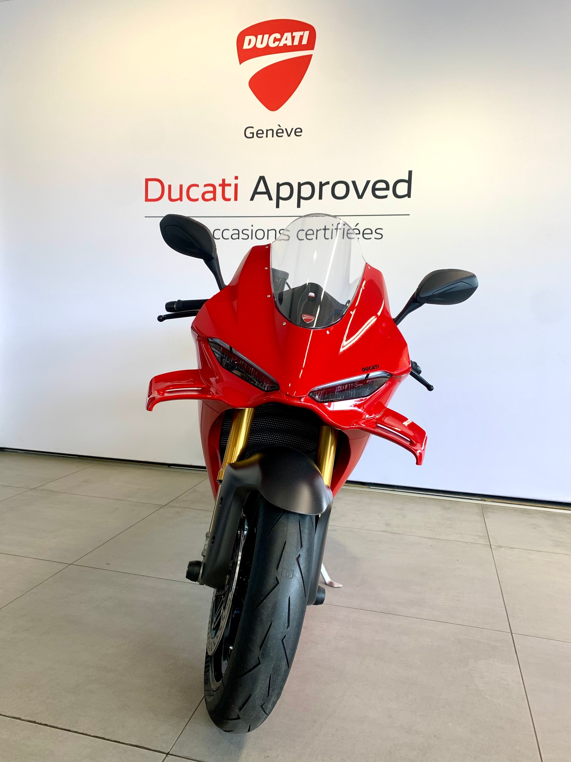 DUCATI Panigale V4 S-showroom-element-2