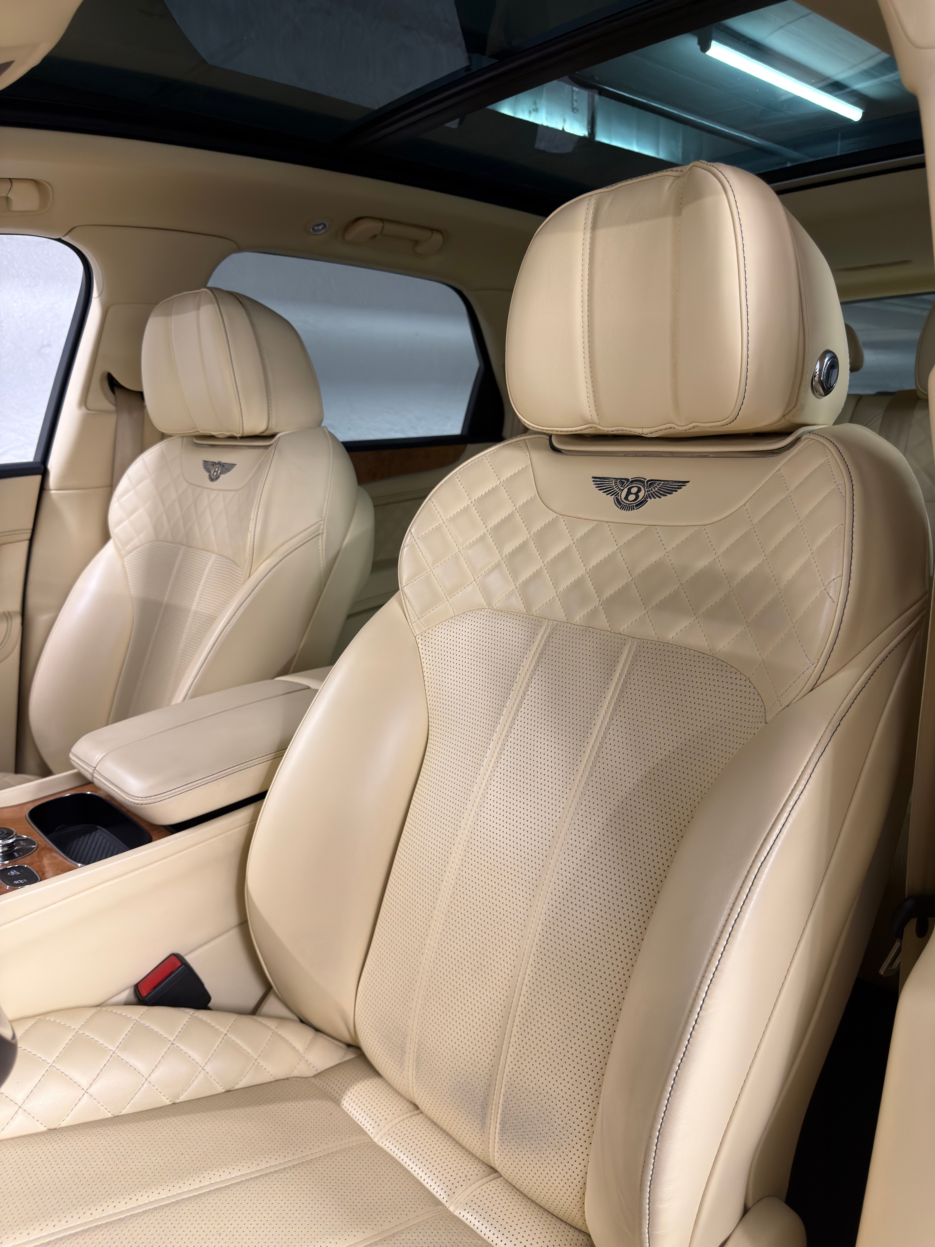 Image BENTLEY BENTAYGA Bentayga W12