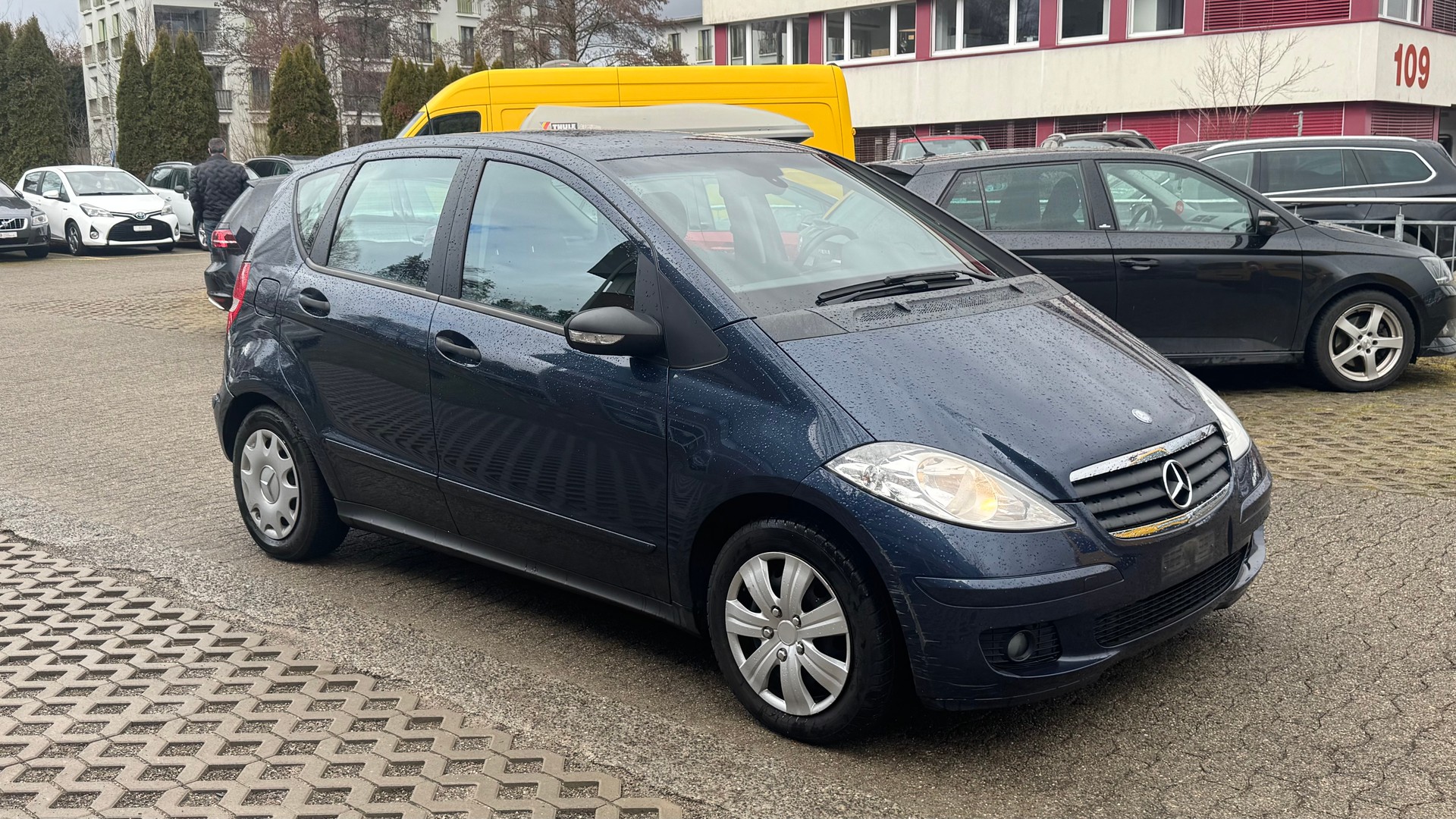 MERCEDES-BENZ A 180 CDI Avantgarde-image-1