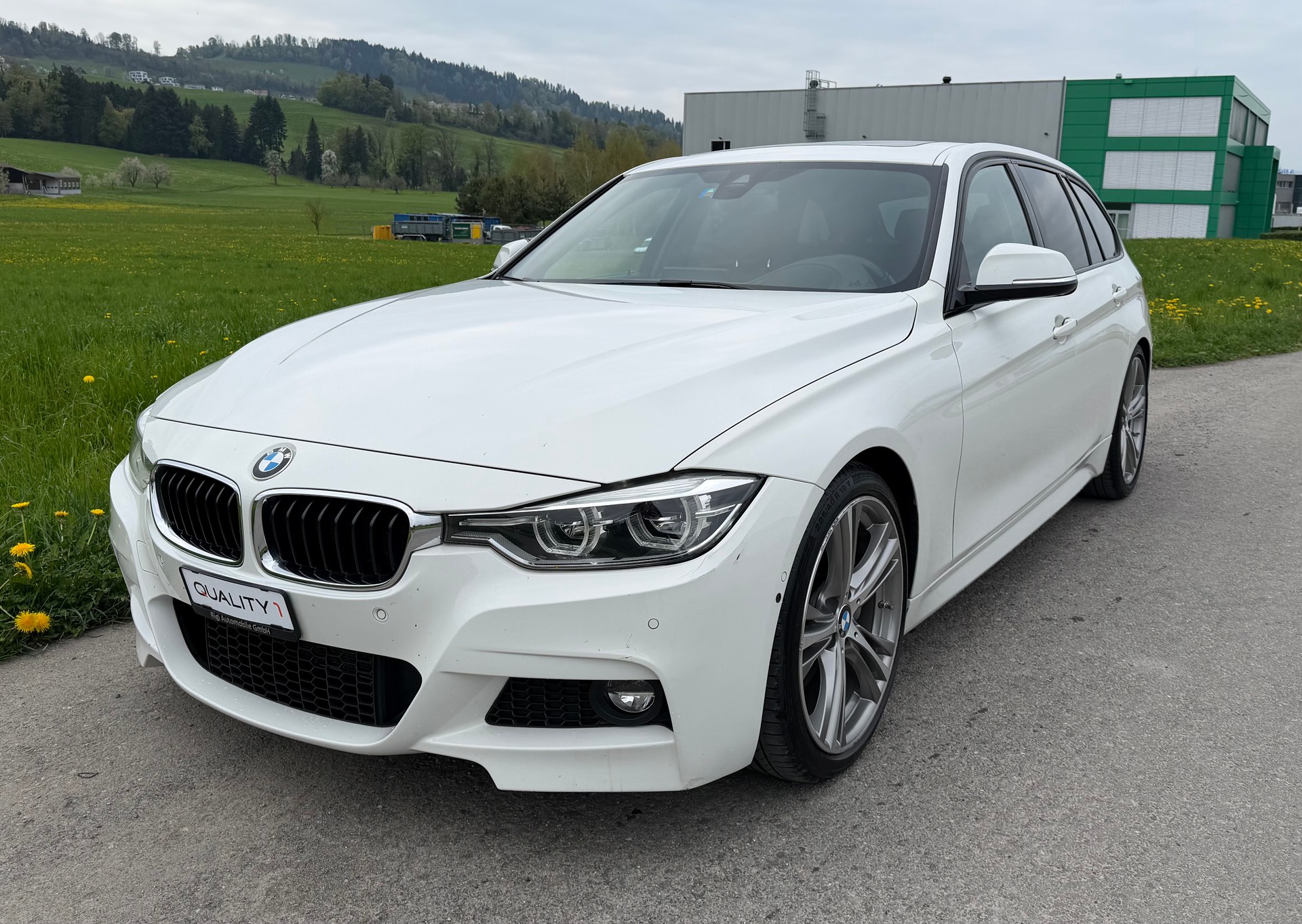BMW 340i xDrive Touring M Sport Steptronic M-Performance-image-0