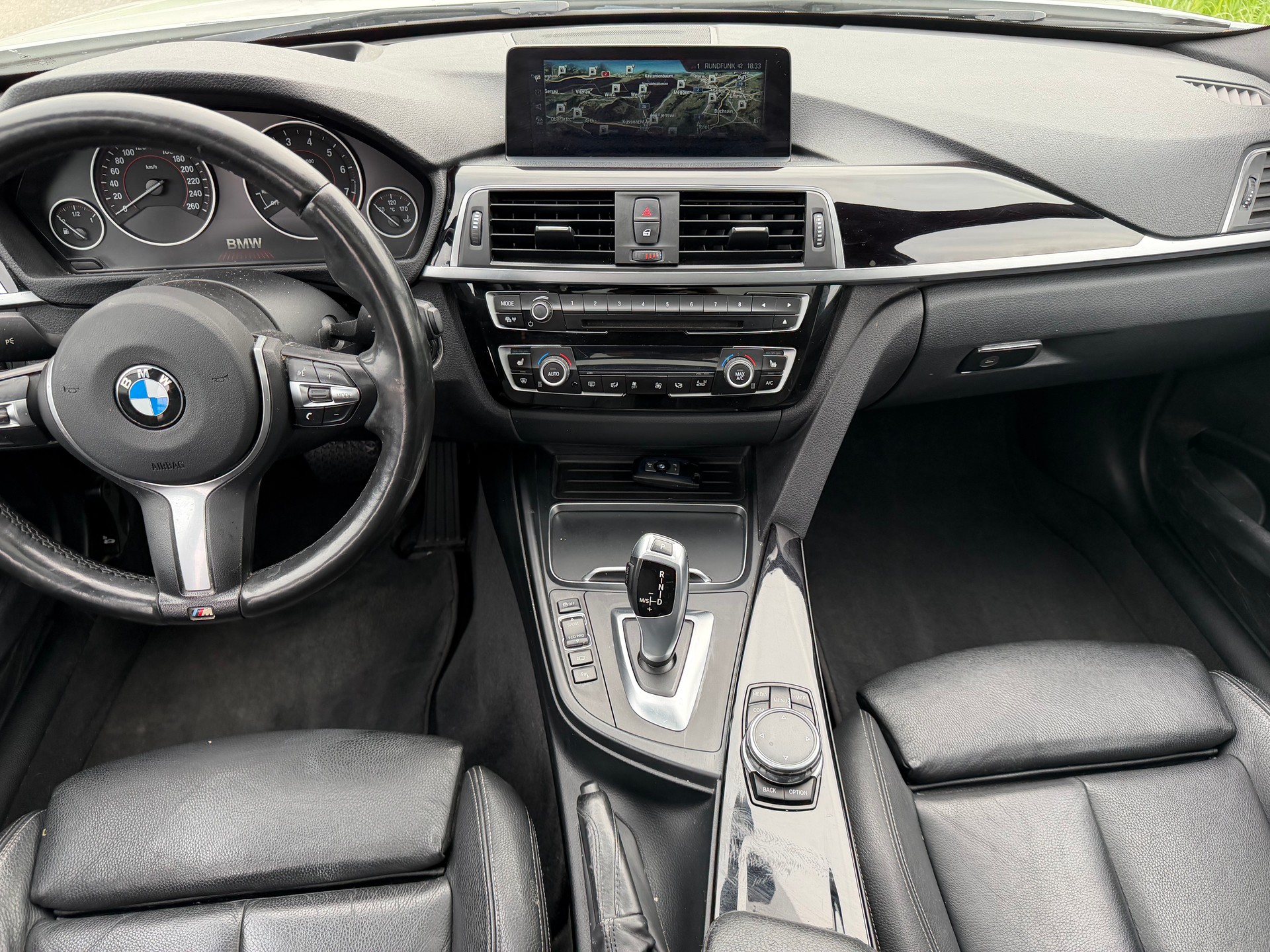BMW 340i xDrive Touring M Sport Steptronic M-Performance-image-12