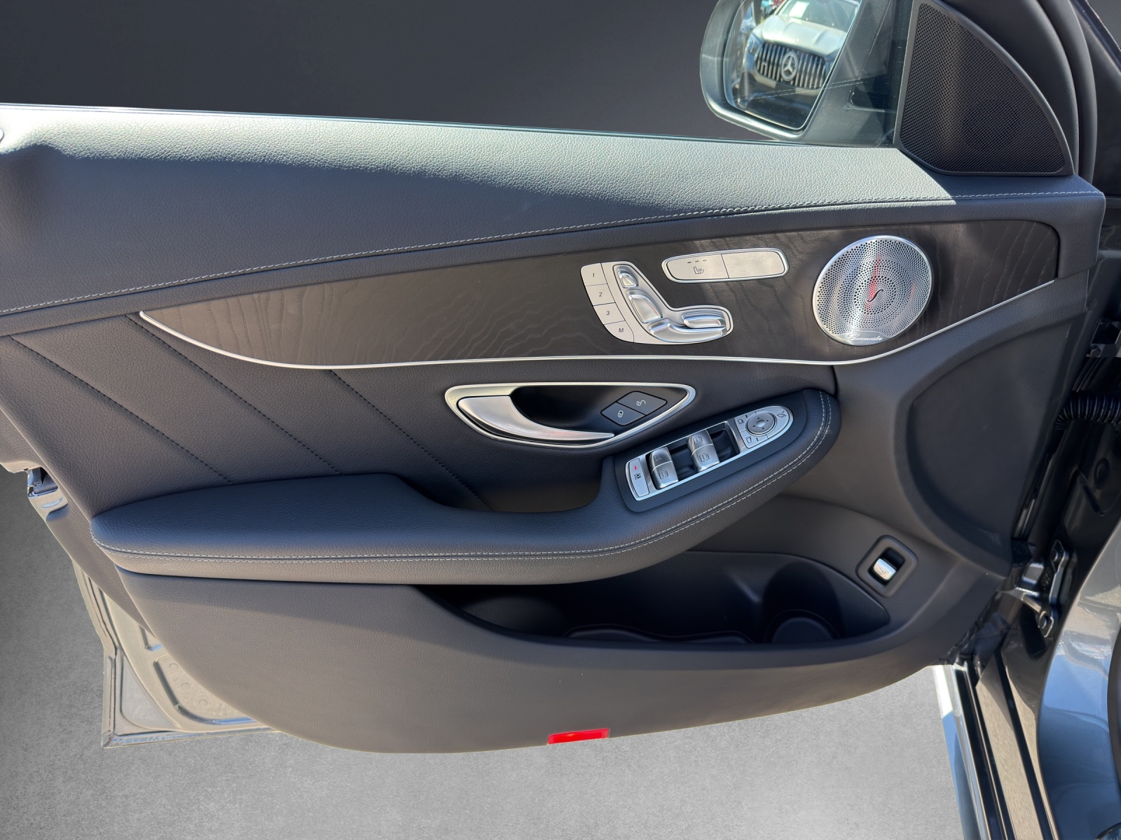 MERCEDES-BENZ C 43 AMG 4Matic 9G-Tronic-image-12