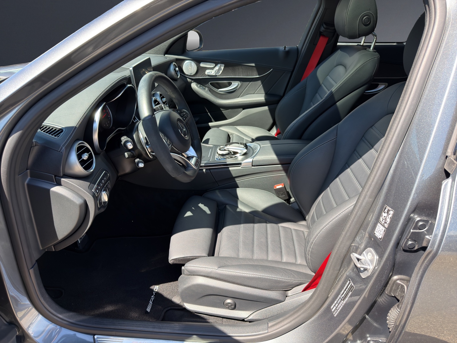 MERCEDES-BENZ C 43 AMG 4Matic 9G-Tronic-image-5