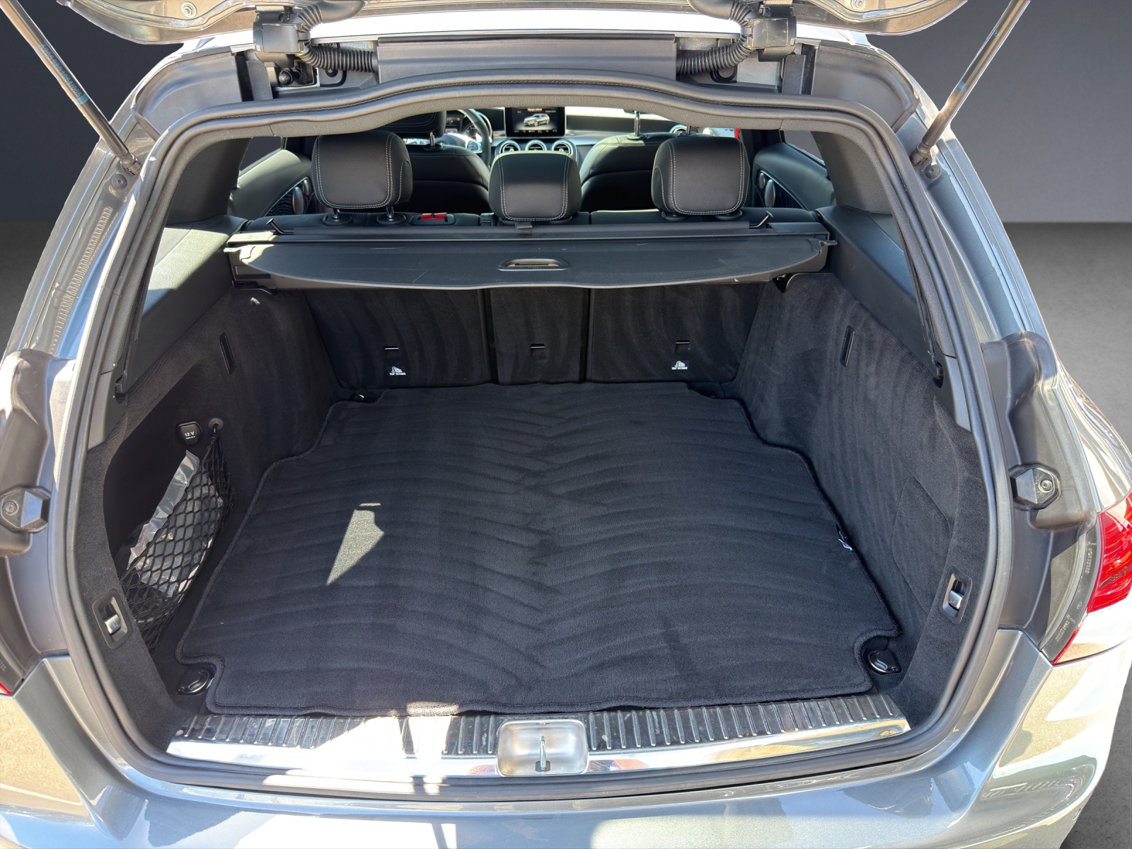 MERCEDES-BENZ C 43 AMG 4Matic 9G-Tronic-image-11