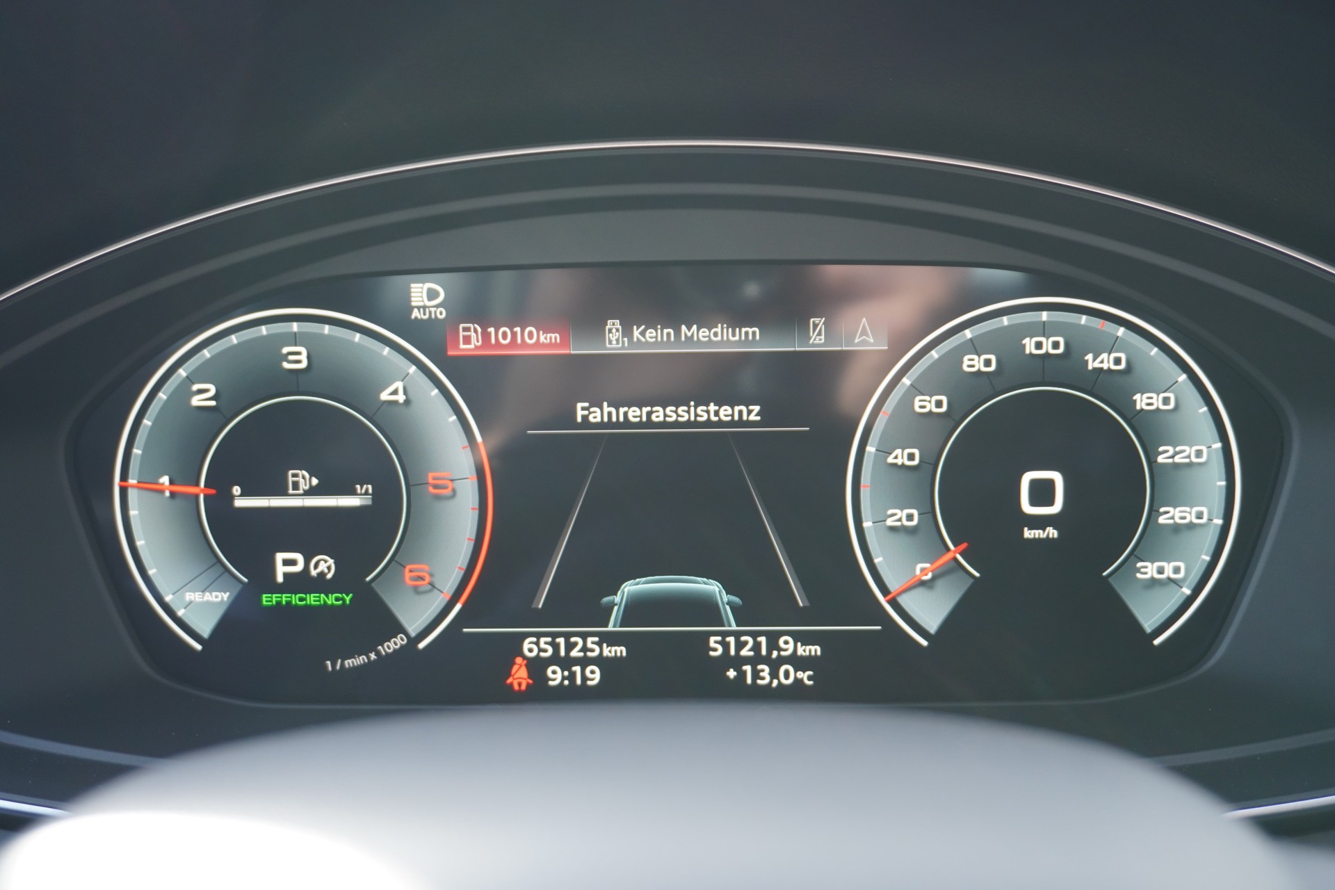 AUDI Q5 40 TDI S-line quattro S-tronic-image-29