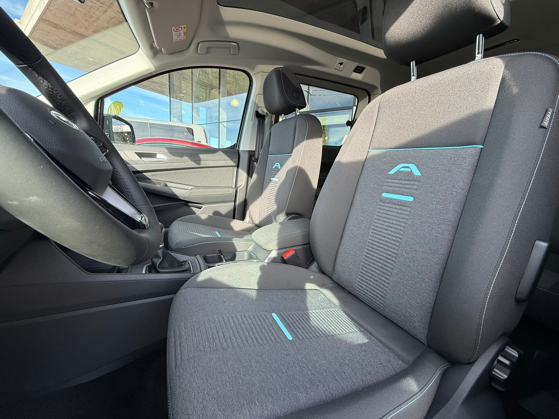 FORD Grand Tourneo Connect 2.0 EcoBlue AWD Active-image-6