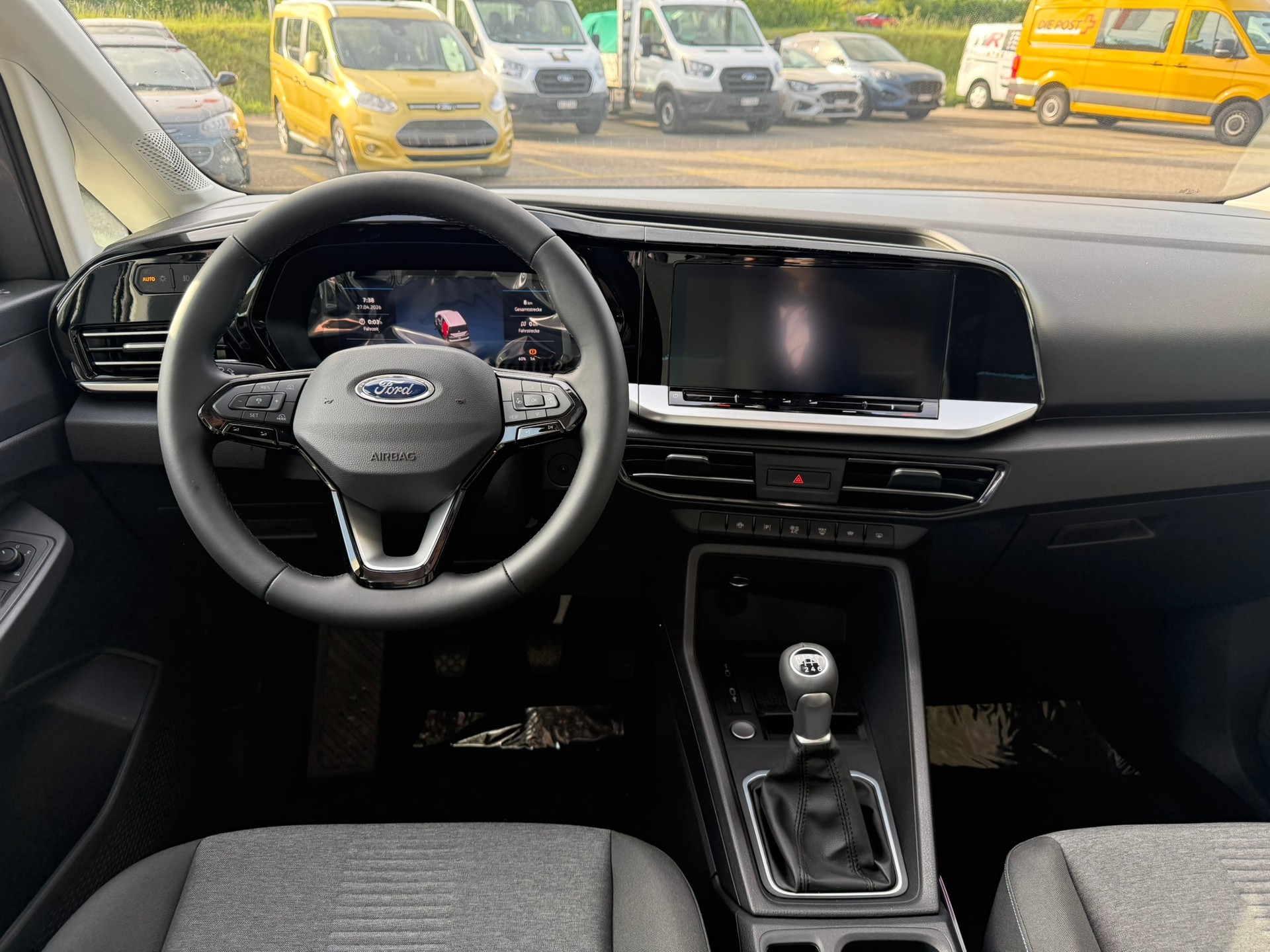 FORD Grand Tourneo Connect 2.0 EcoBlue AWD Active-image-9