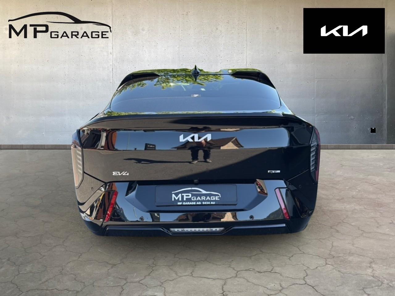 KIA EV4 Fastback 81 kWh GT-Line-image-4