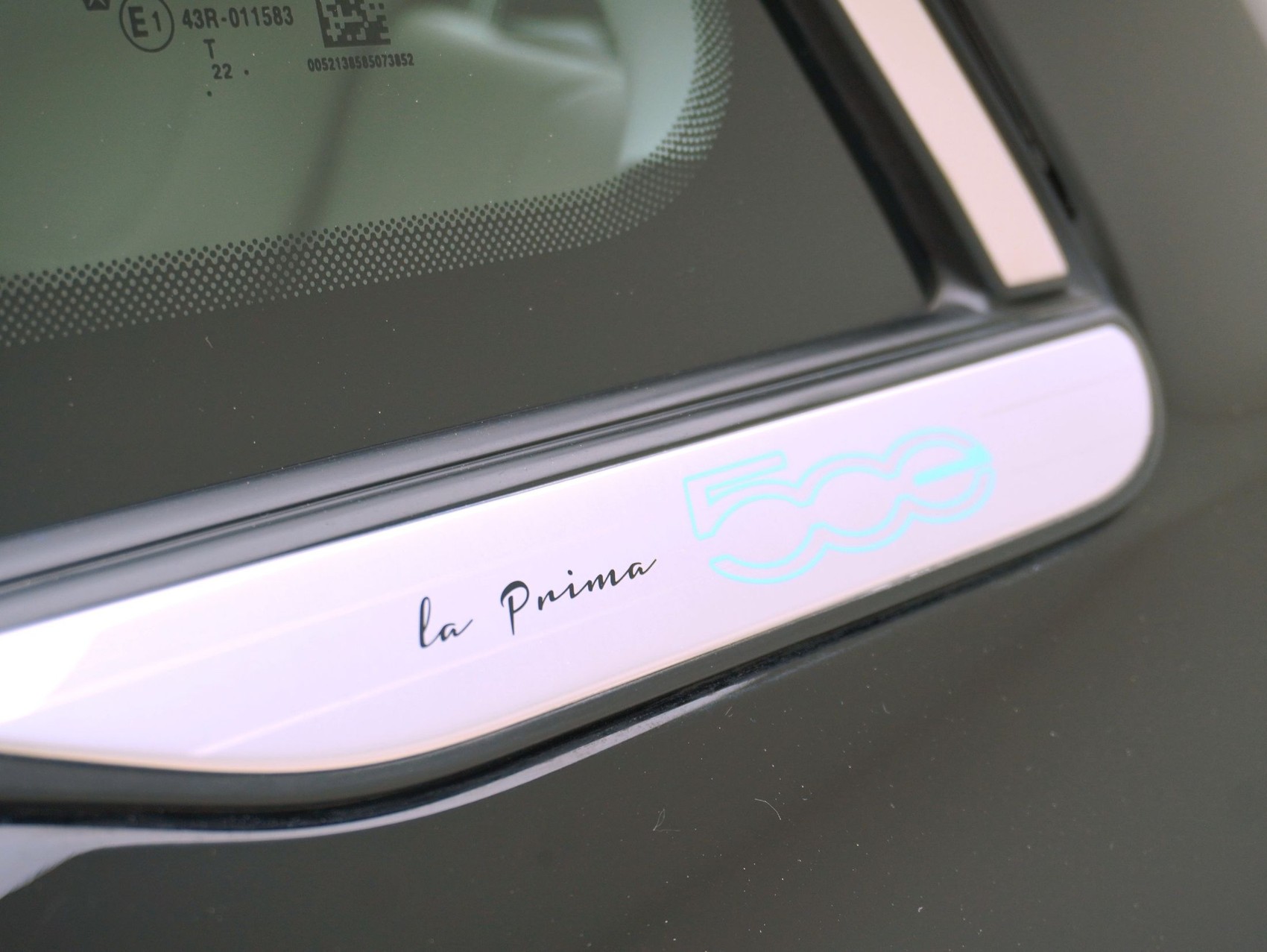 FIAT 500 La Prima-image-21