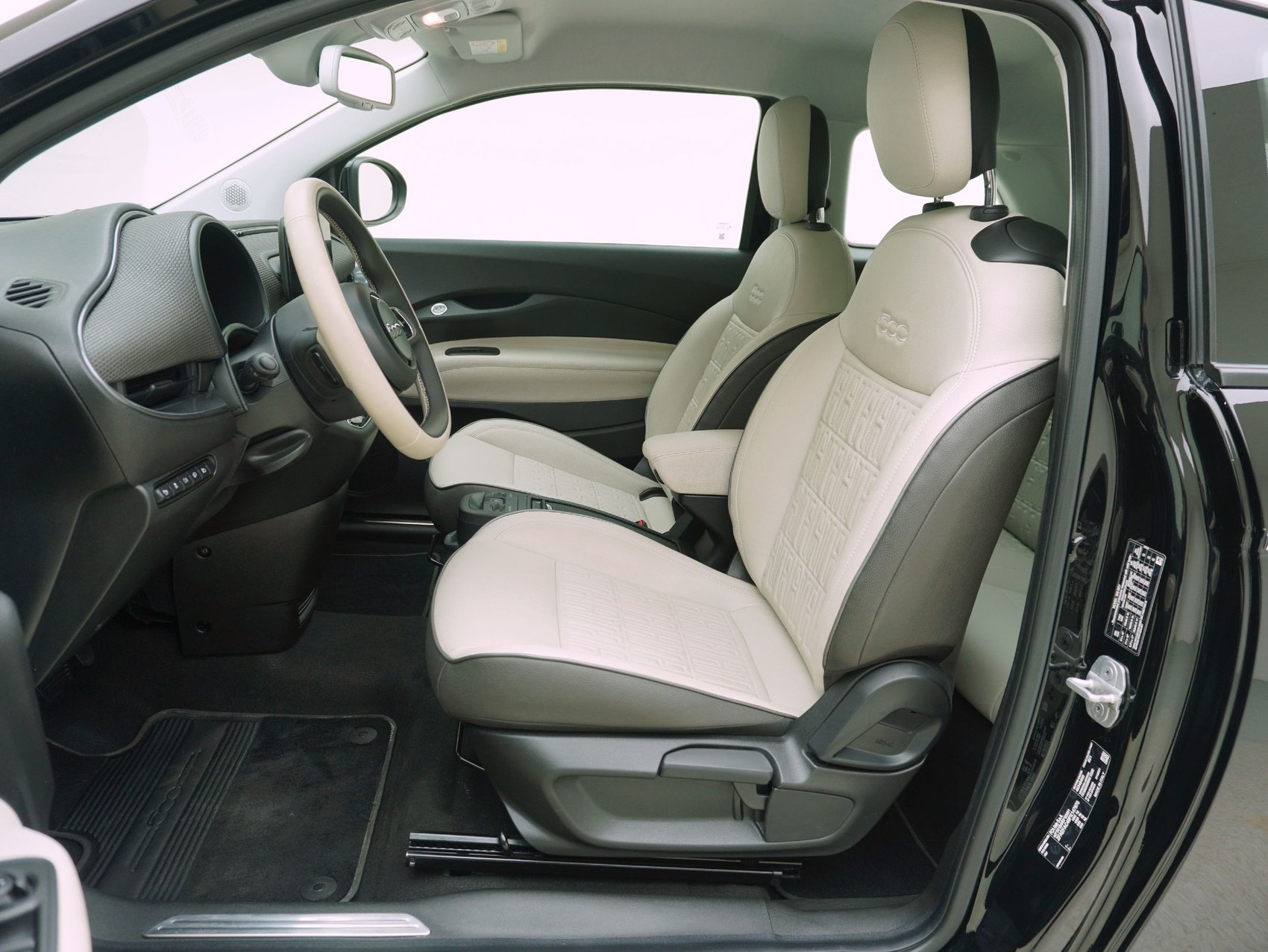 FIAT 500 La Prima-image-10