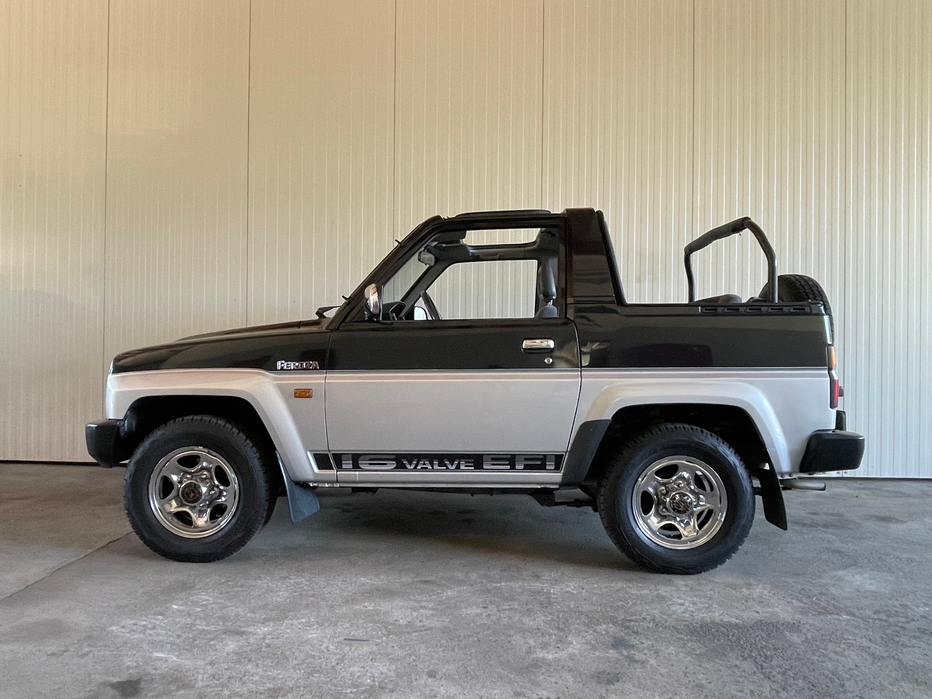 DAIHATSU Feroza EL hard top